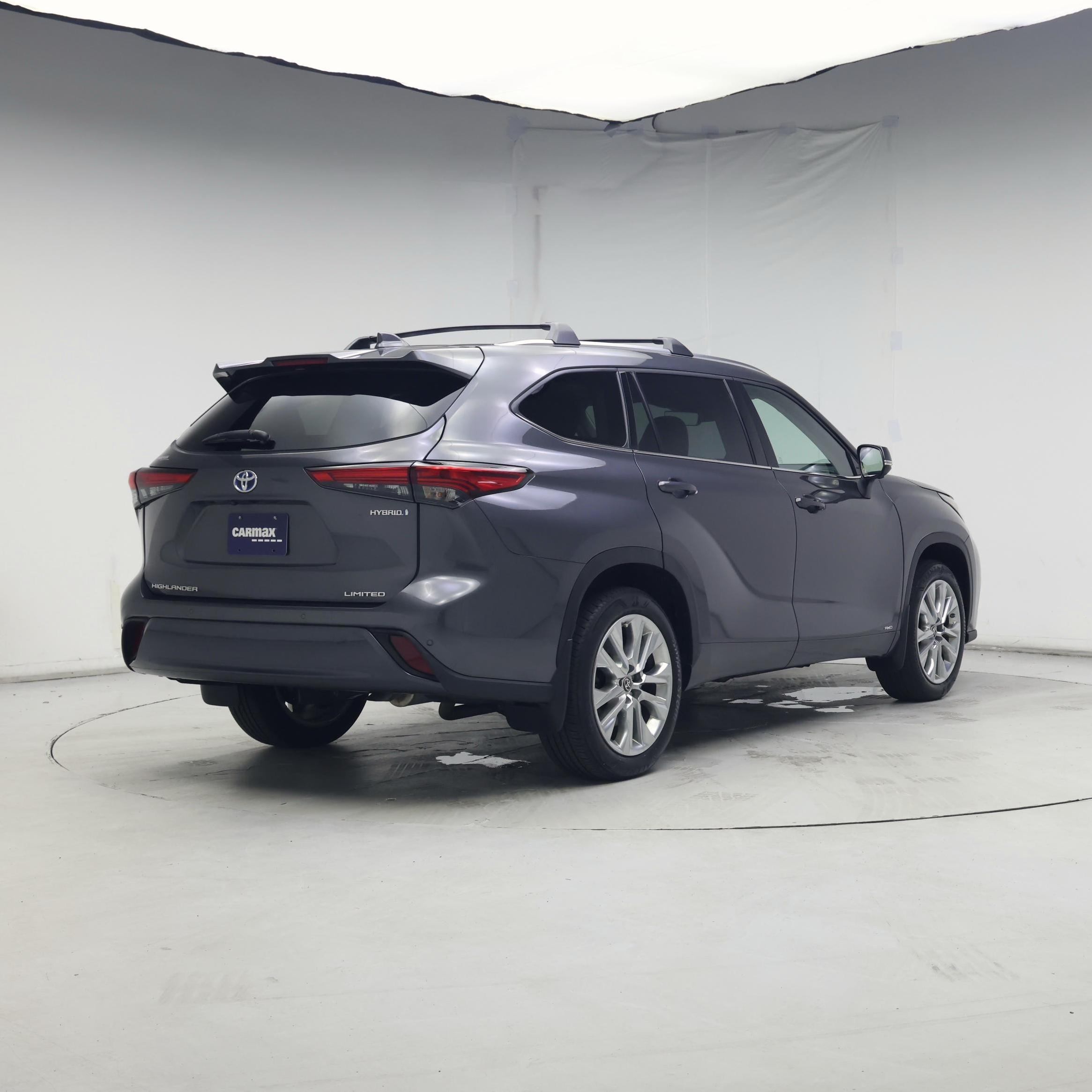 Thumbnail: 2023 Toyota Highlander - 8