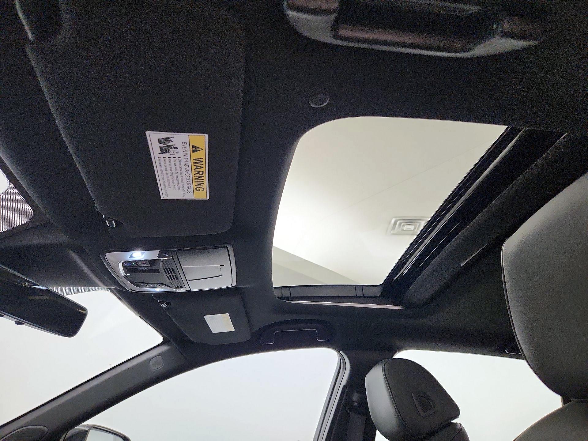 Thumbnail: 2022 Acura TLX - 19
