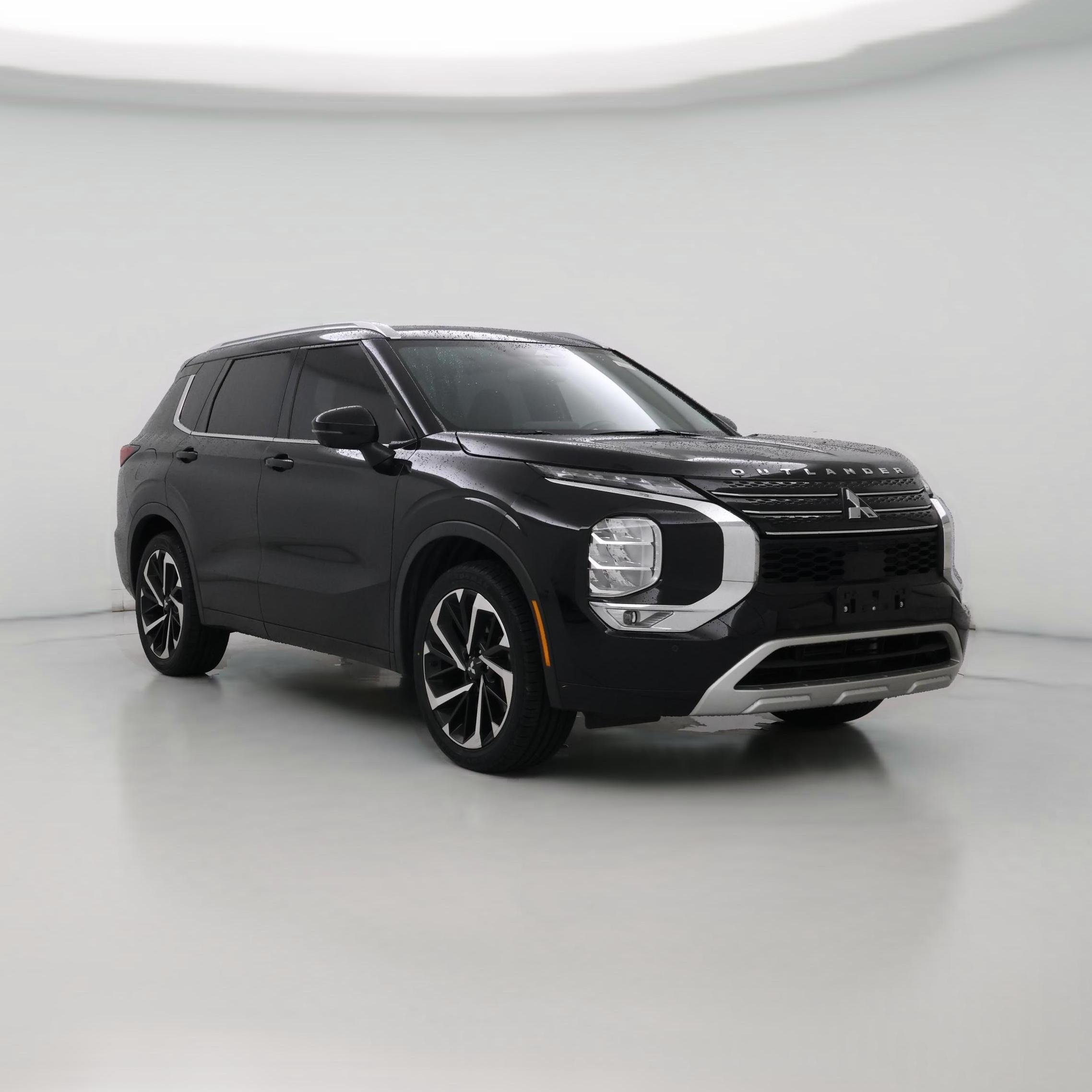 Thumbnail: 2022 Mitsubishi Outlander - 1