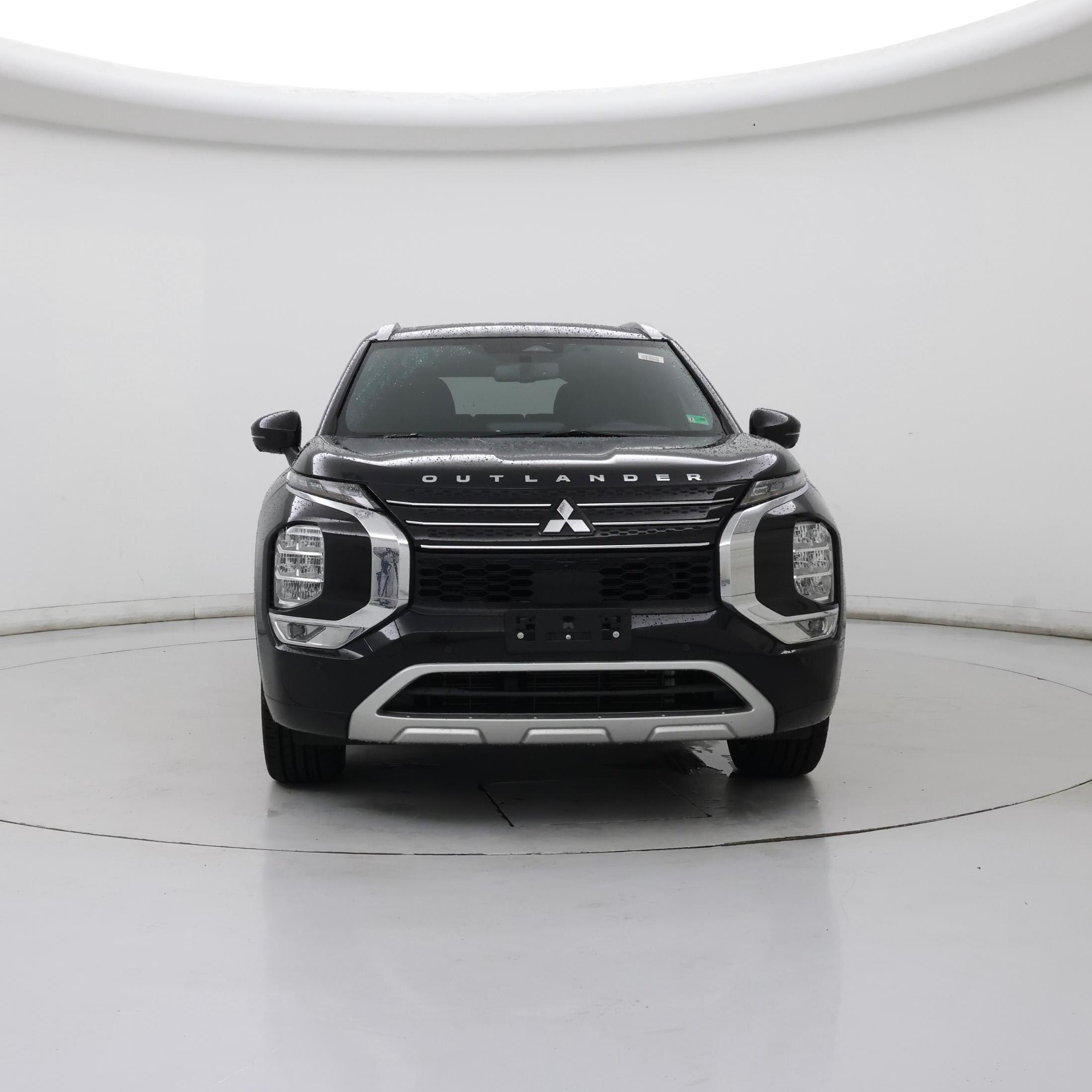 Thumbnail: 2022 Mitsubishi Outlander - 5