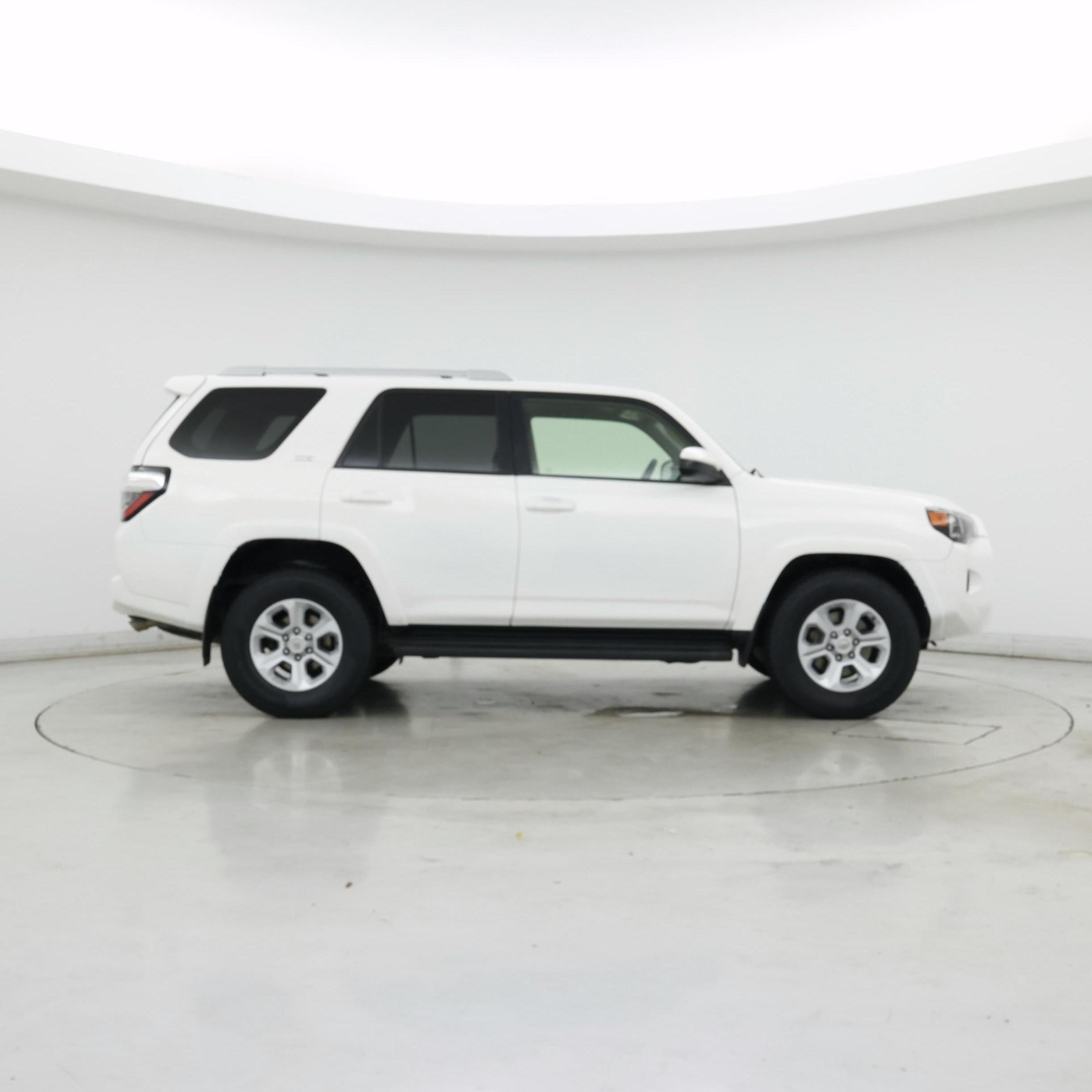 Thumbnail: 2018 Toyota 4Runner - 7