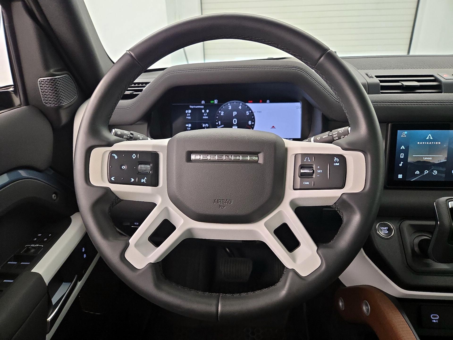 Thumbnail: 2023 Land Rover Defender - 10