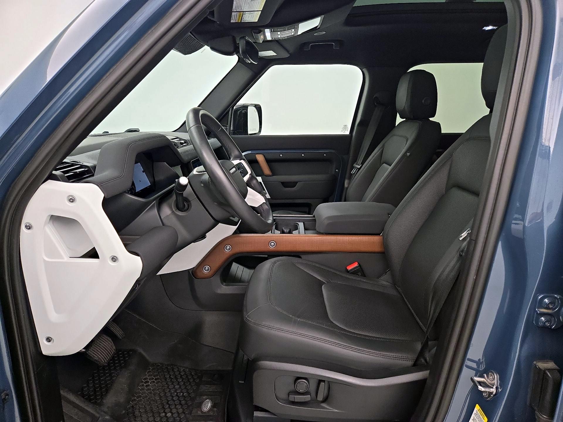 Thumbnail: 2023 Land Rover Defender - 11
