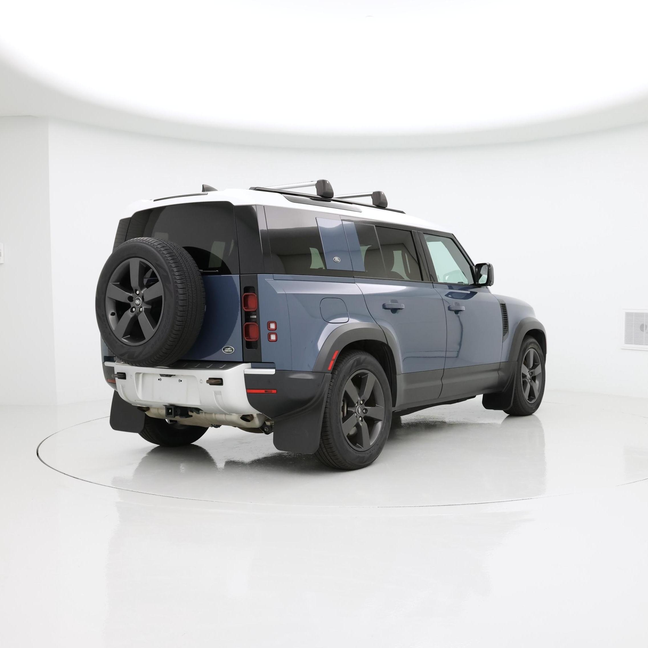 Thumbnail: 2023 Land Rover Defender - 8