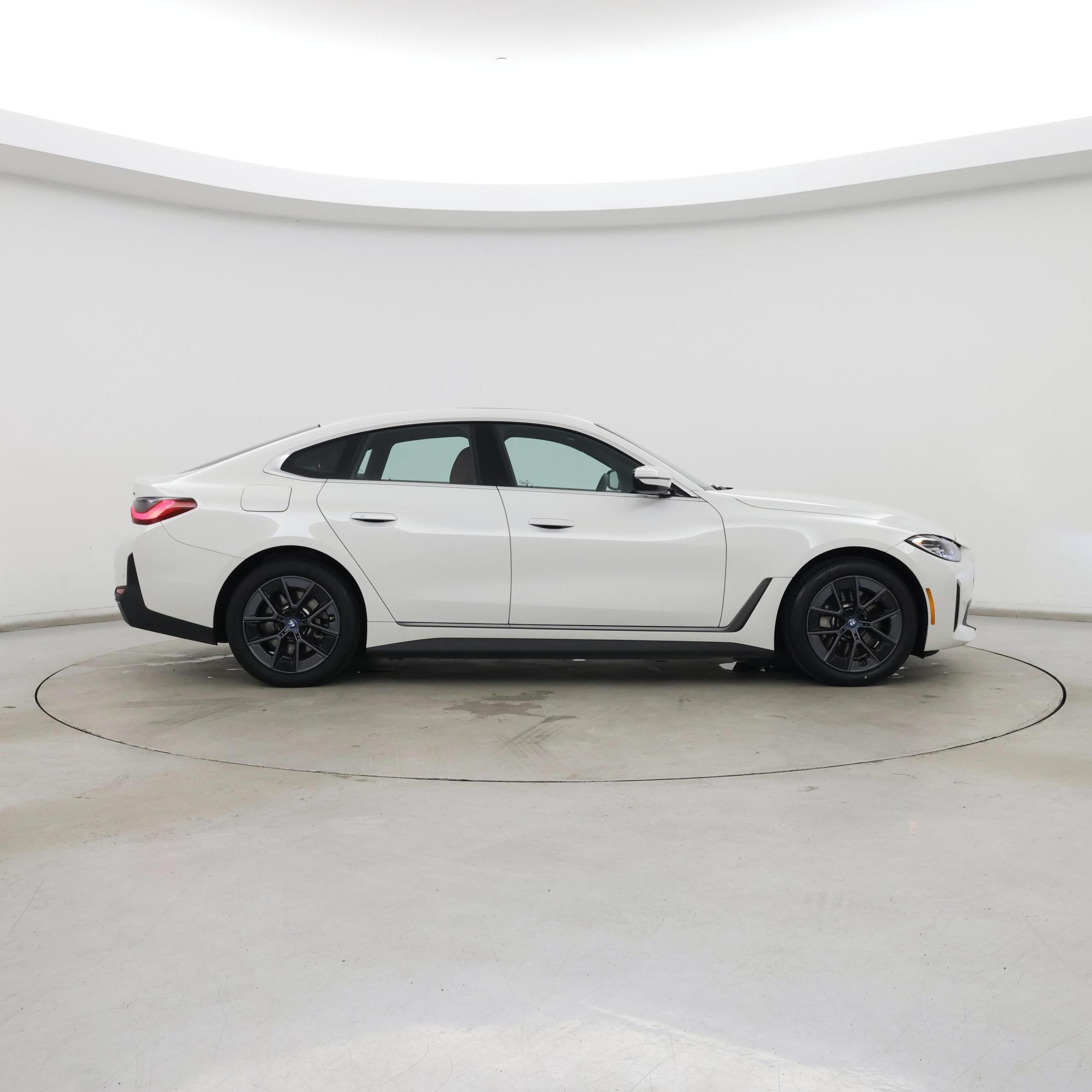 Thumbnail: 2024 BMW i4 - 7