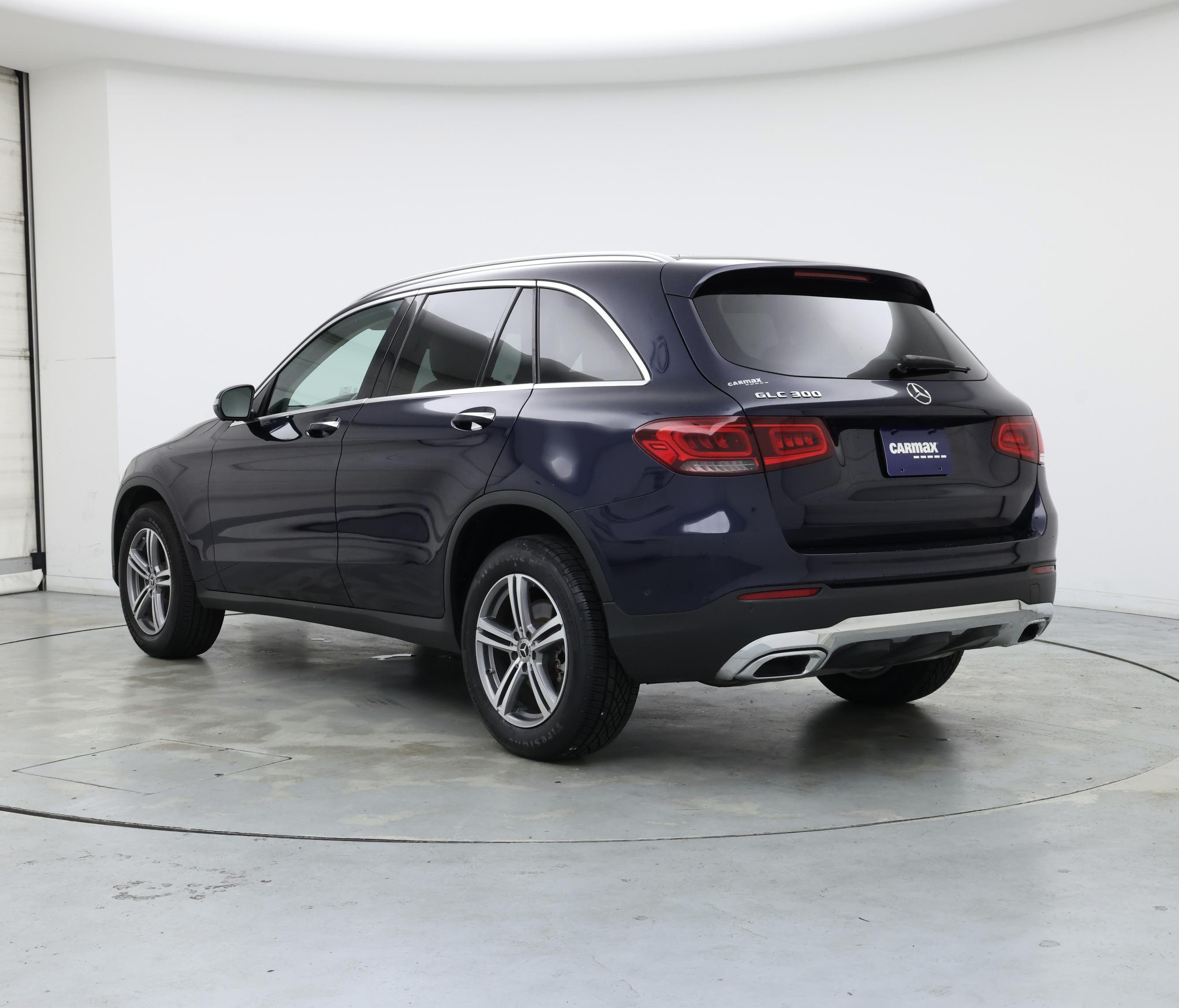 Thumbnail: 2022 Mercedes-Benz GLC - 2