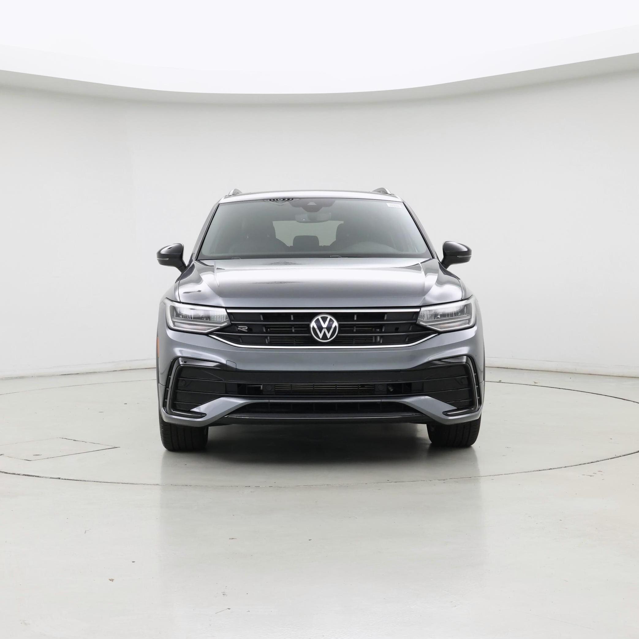 Thumbnail: 2023 Volkswagen Tiguan - 5