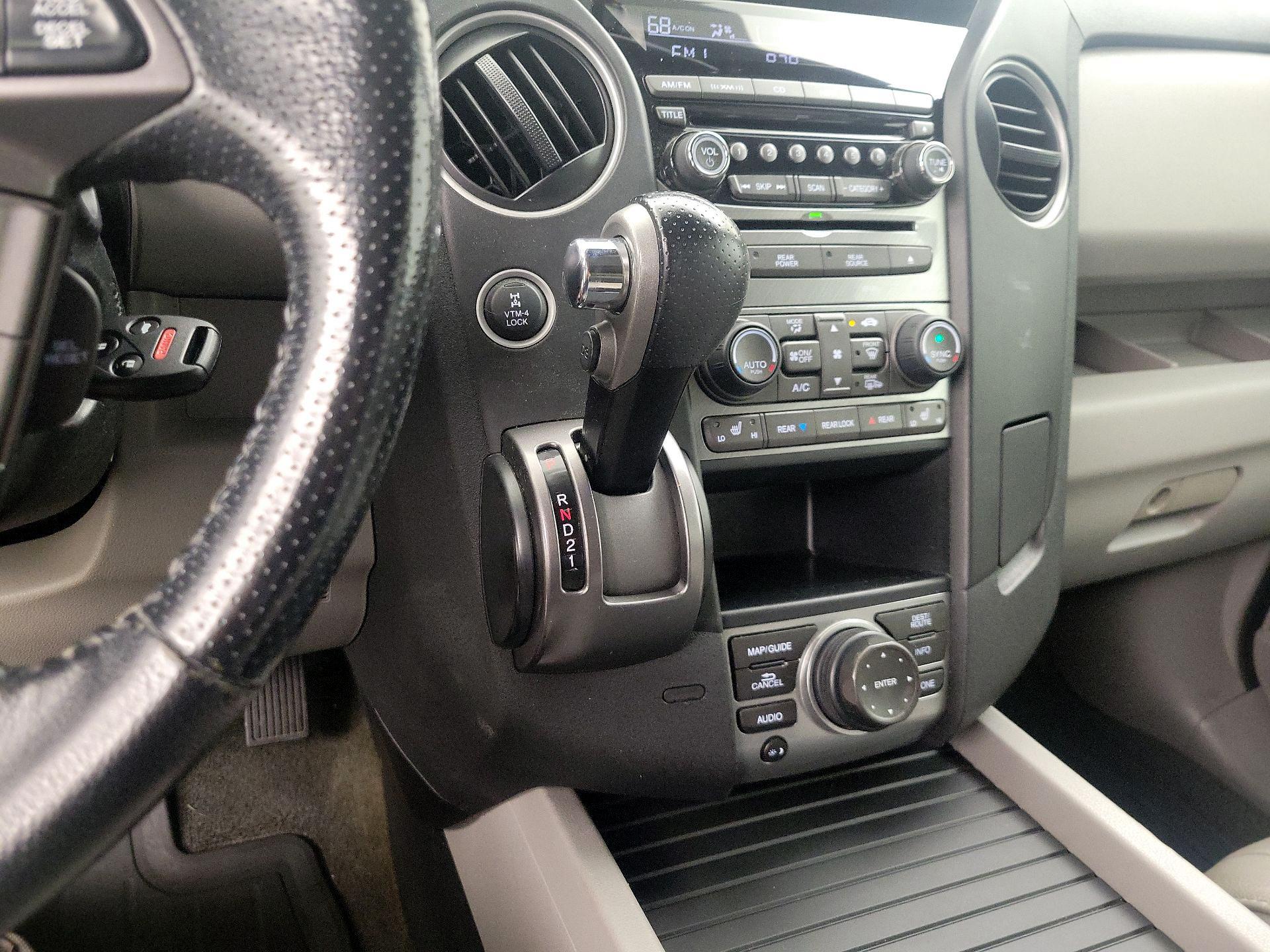 Thumbnail: 2015 Honda Pilot - 18