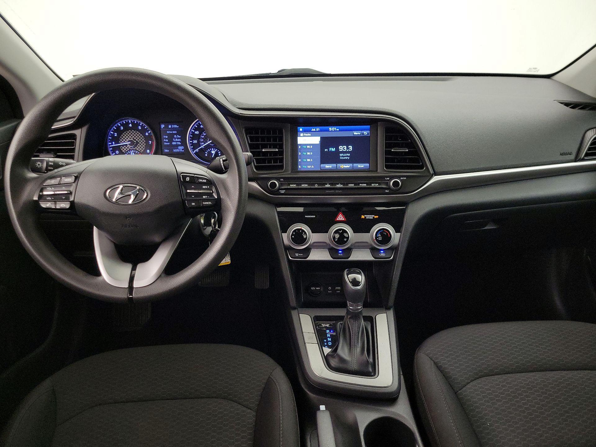 Thumbnail: 2019 Hyundai Elantra - 9