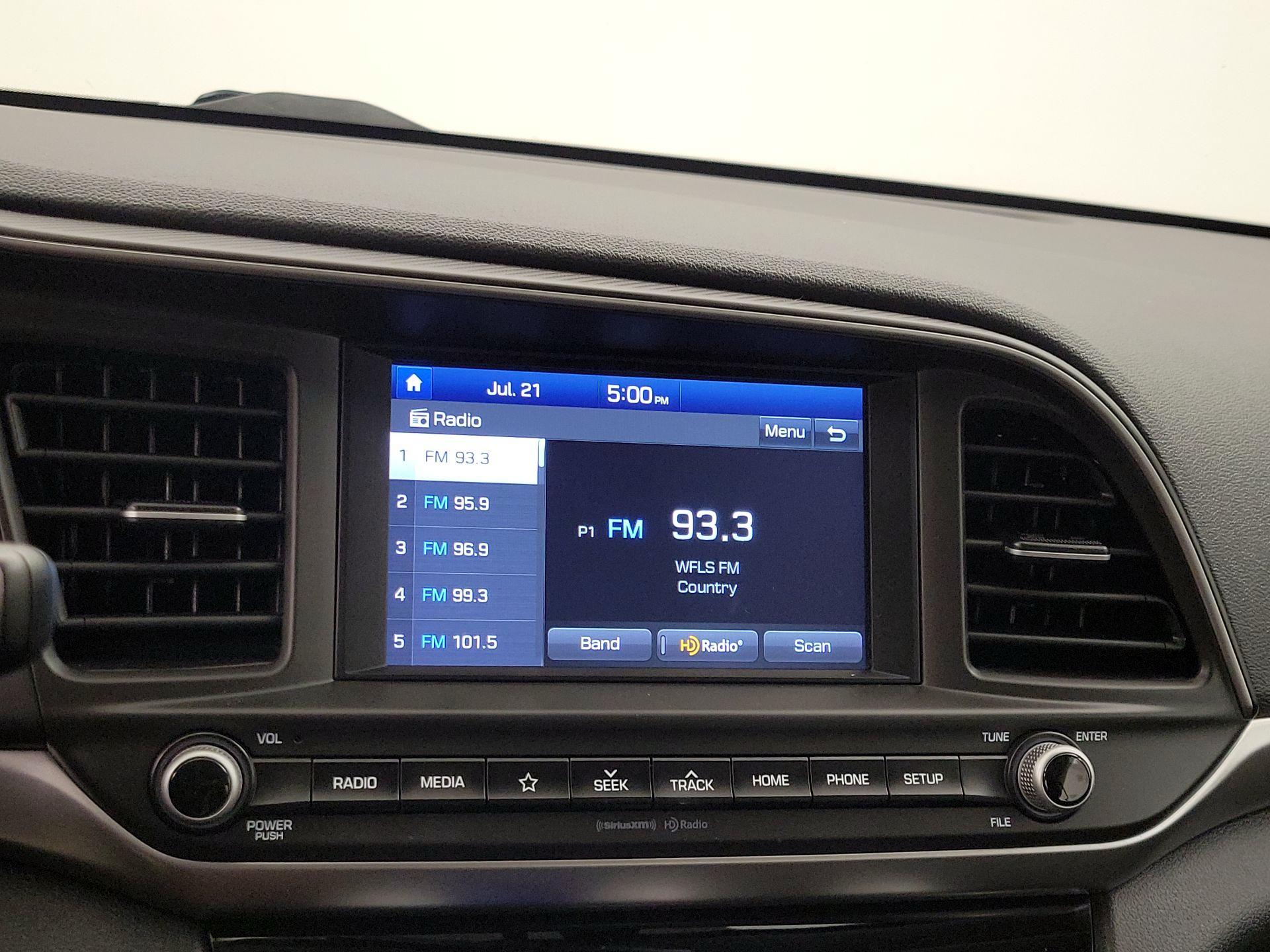 Thumbnail: 2019 Hyundai Elantra - 15