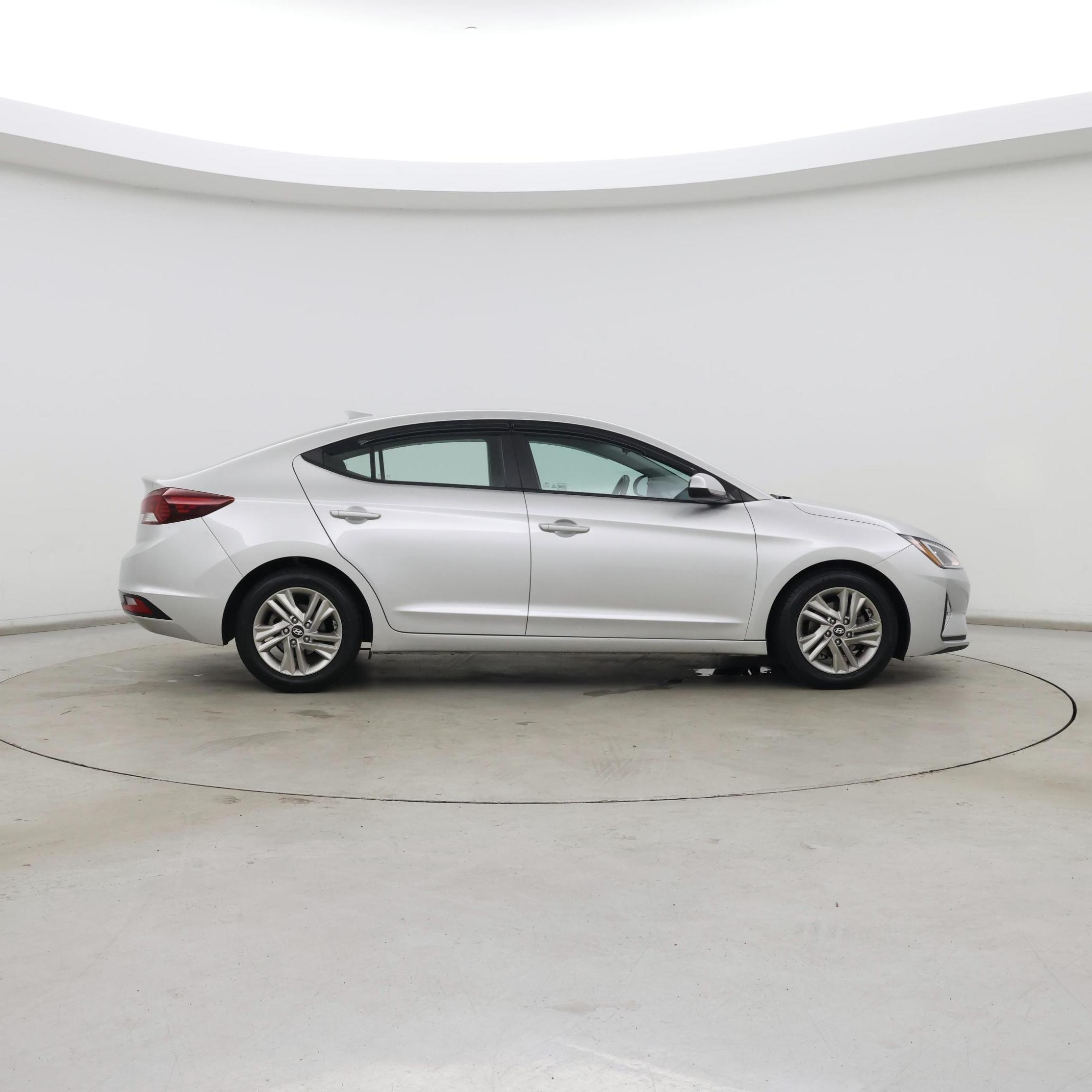 Thumbnail: 2019 Hyundai Elantra - 7