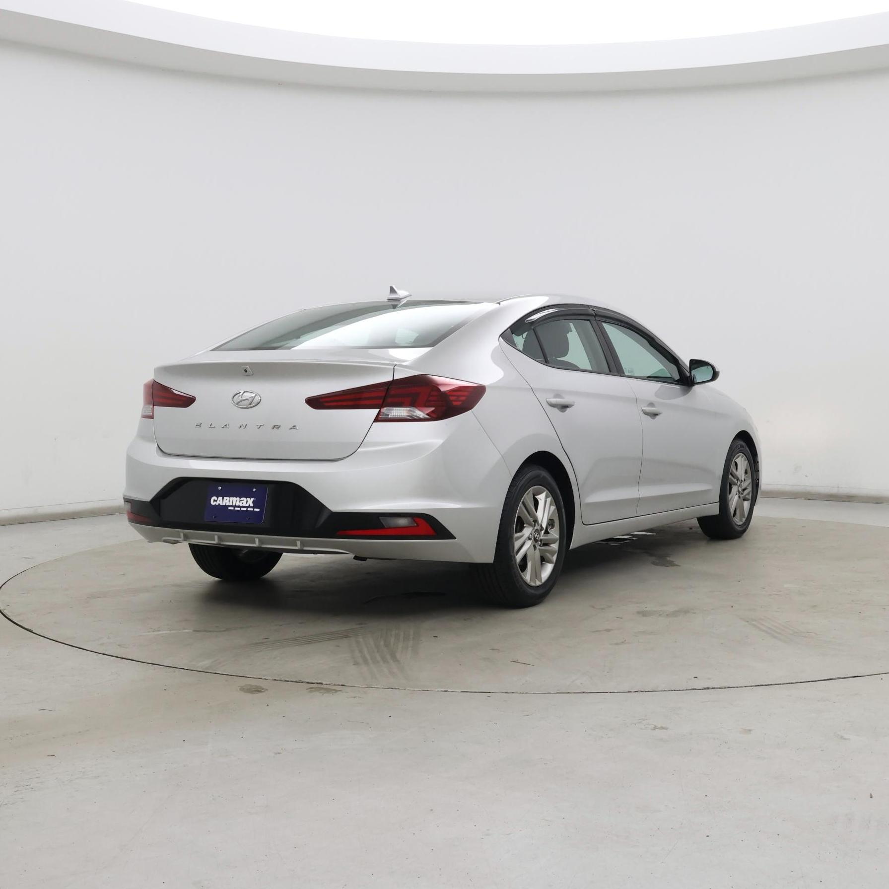 Thumbnail: 2019 Hyundai Elantra - 8