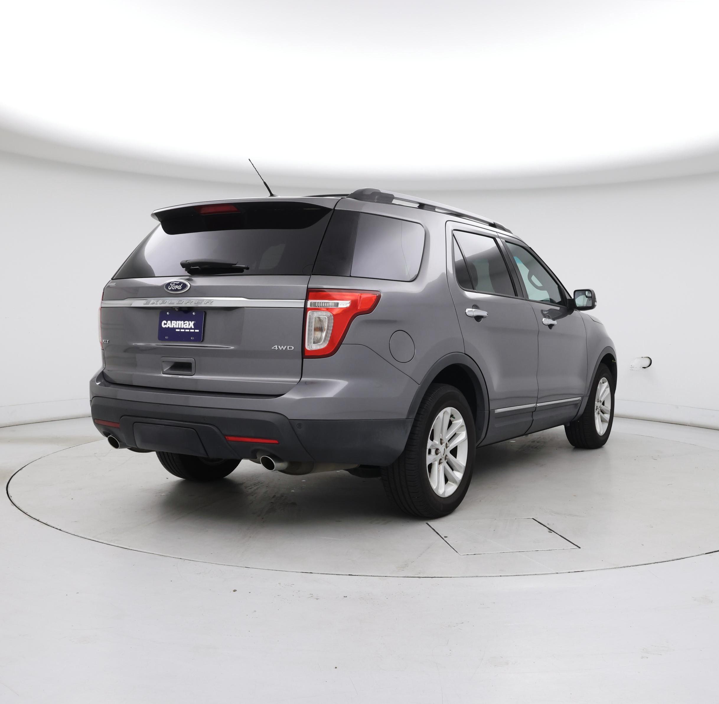 Thumbnail: 2014 Ford Explorer - 8