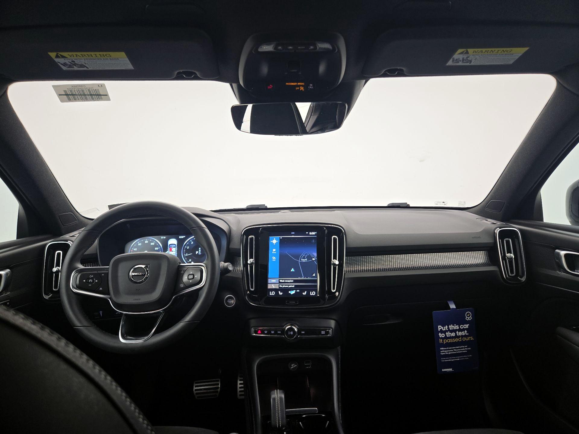Thumbnail: 2022 Volvo XC40 - 9