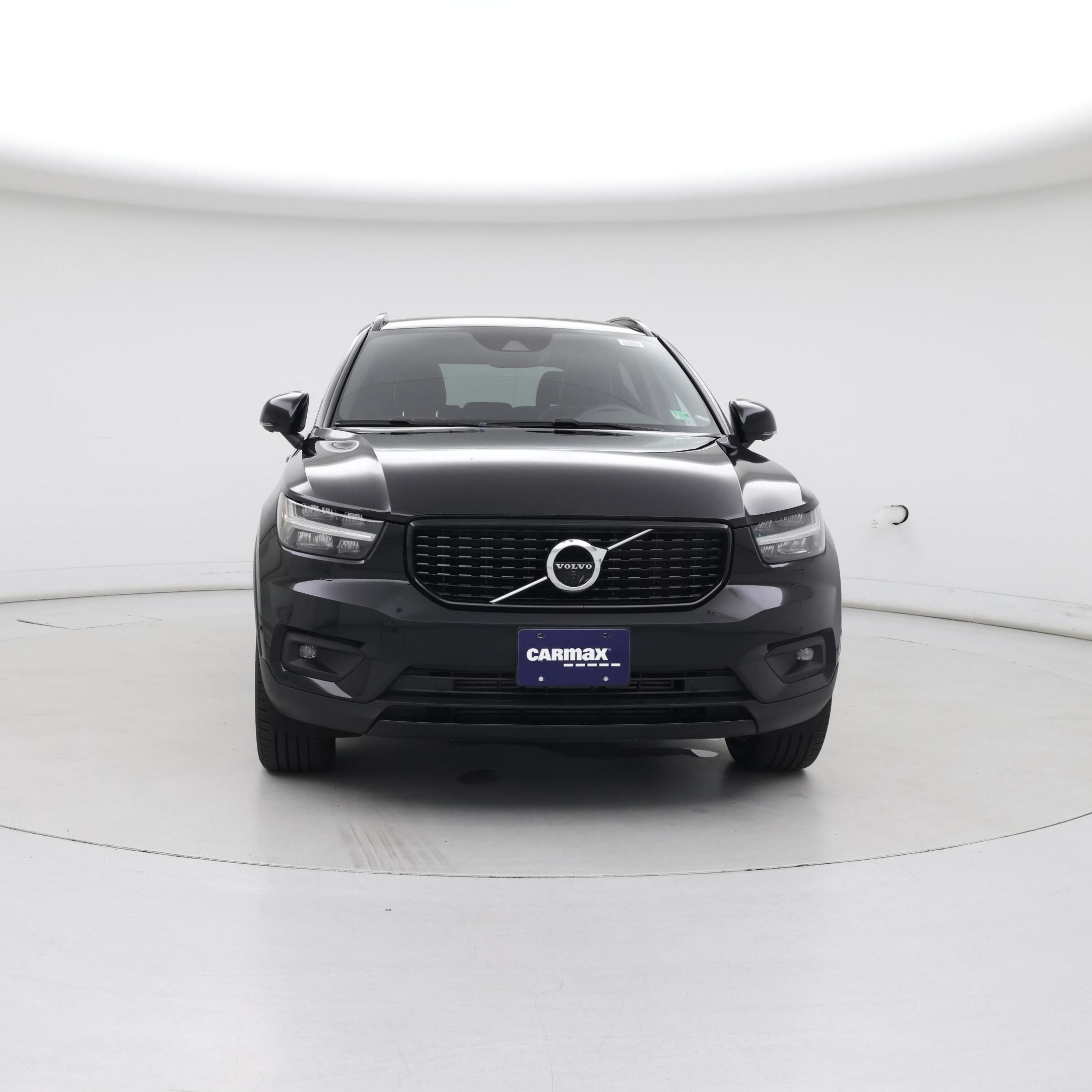 Thumbnail: 2022 Volvo XC40 - 5