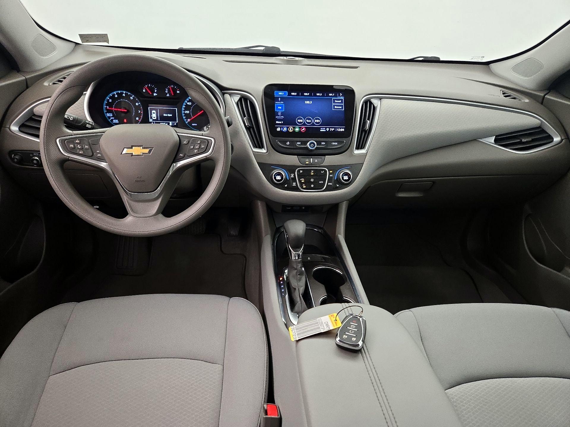 Thumbnail: 2023 Chevrolet Malibu - 9