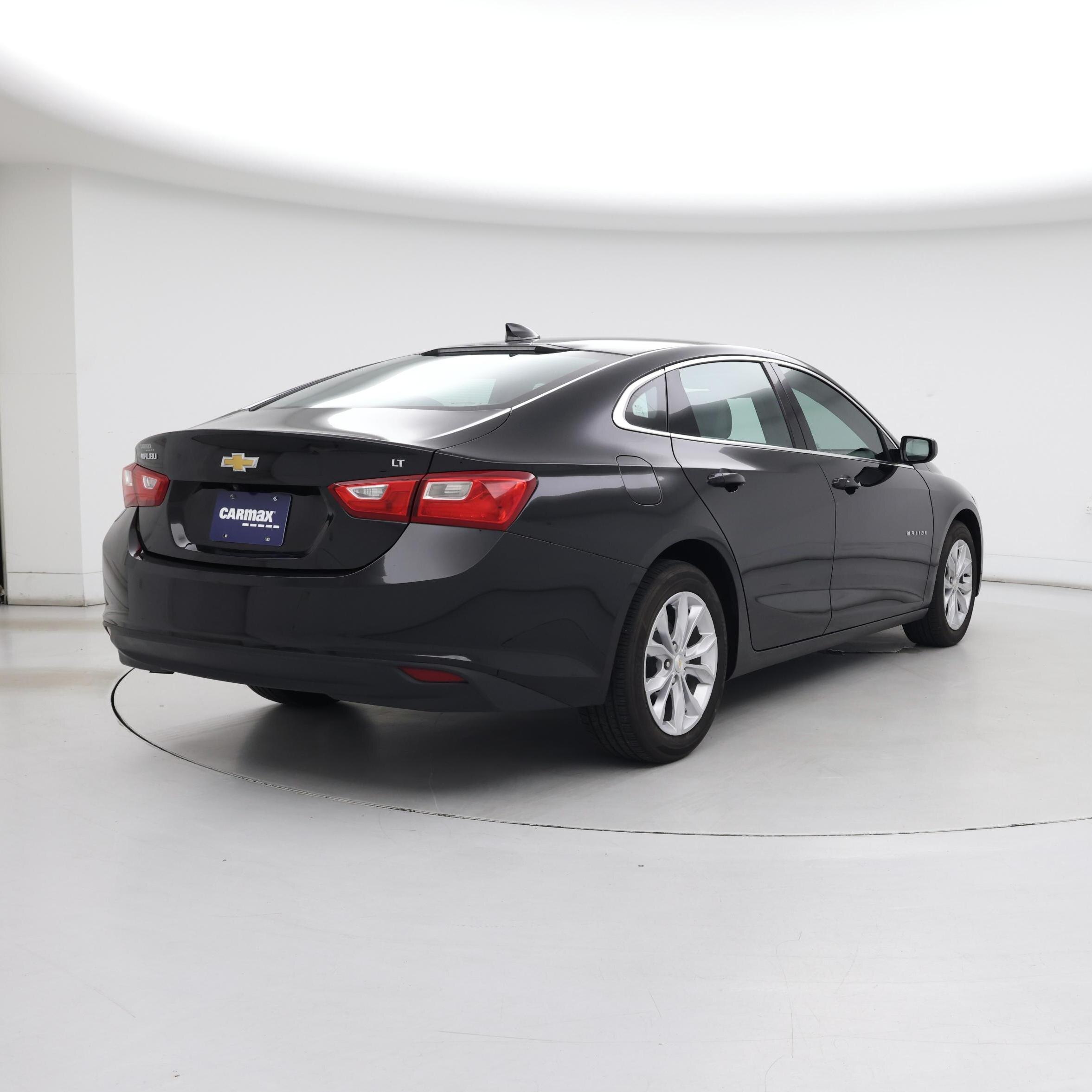 Thumbnail: 2023 Chevrolet Malibu - 8