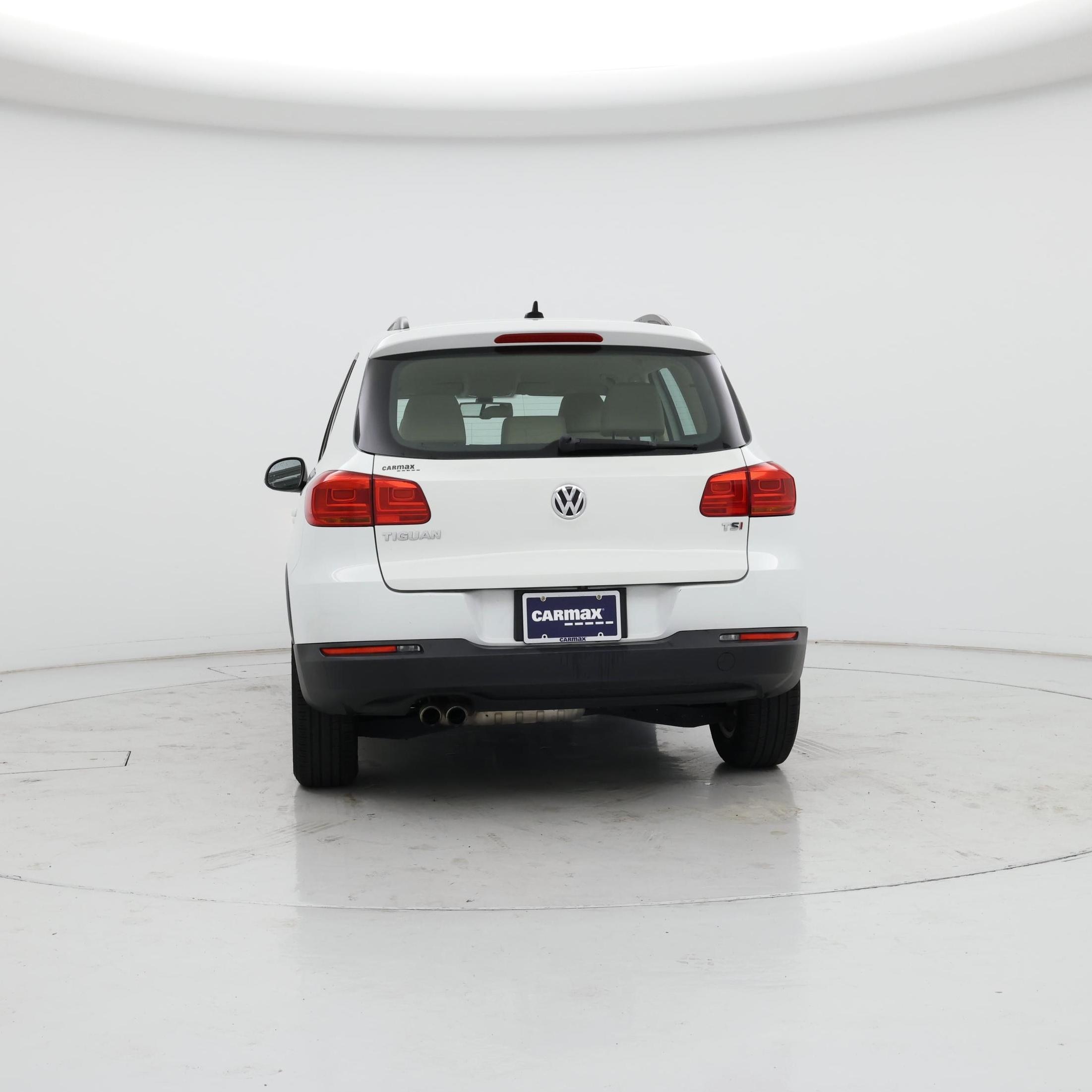 Thumbnail: 2017 Volkswagen Tiguan - 6