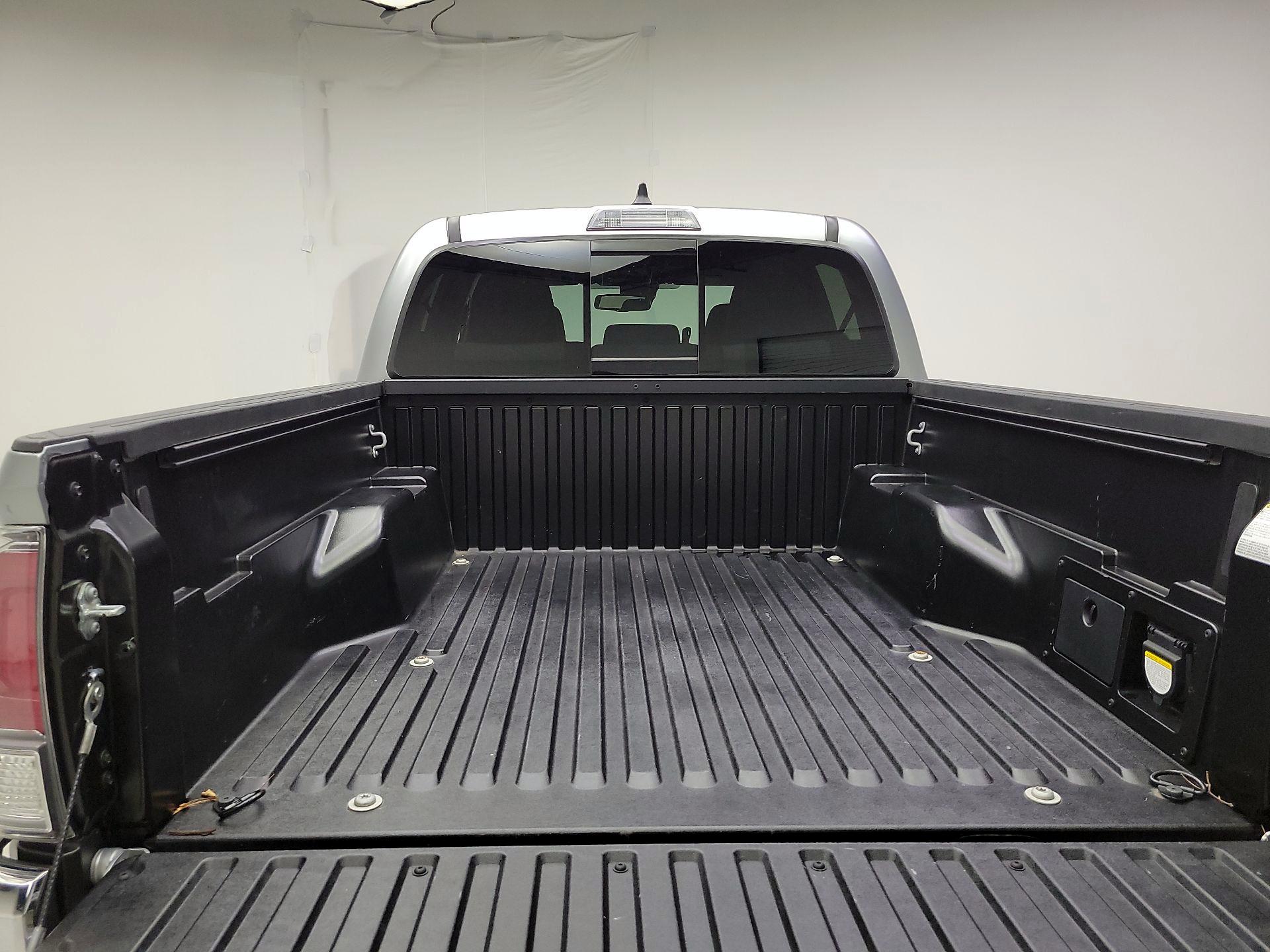 Thumbnail: 2023 Toyota Tacoma - 20