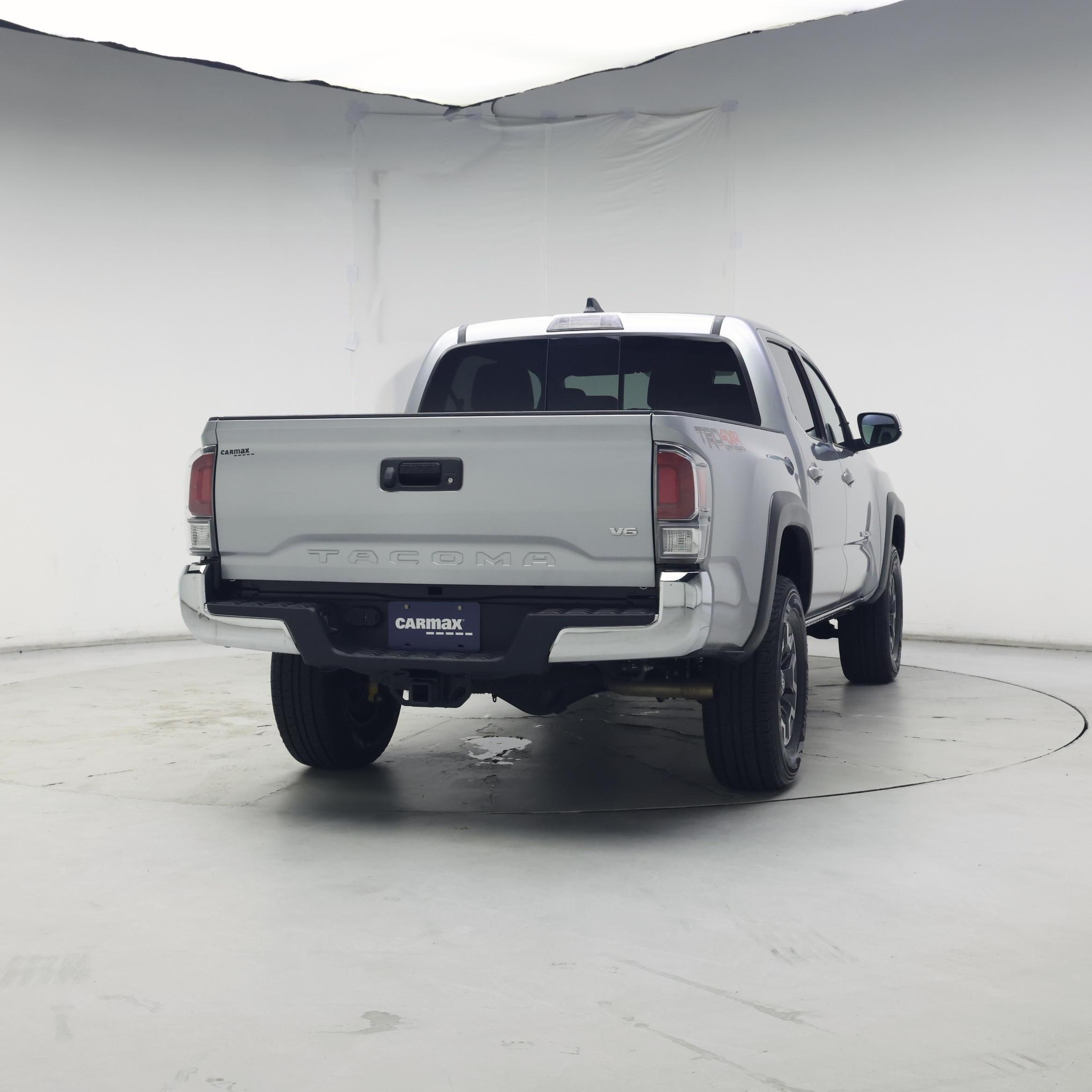 Thumbnail: 2023 Toyota Tacoma - 8