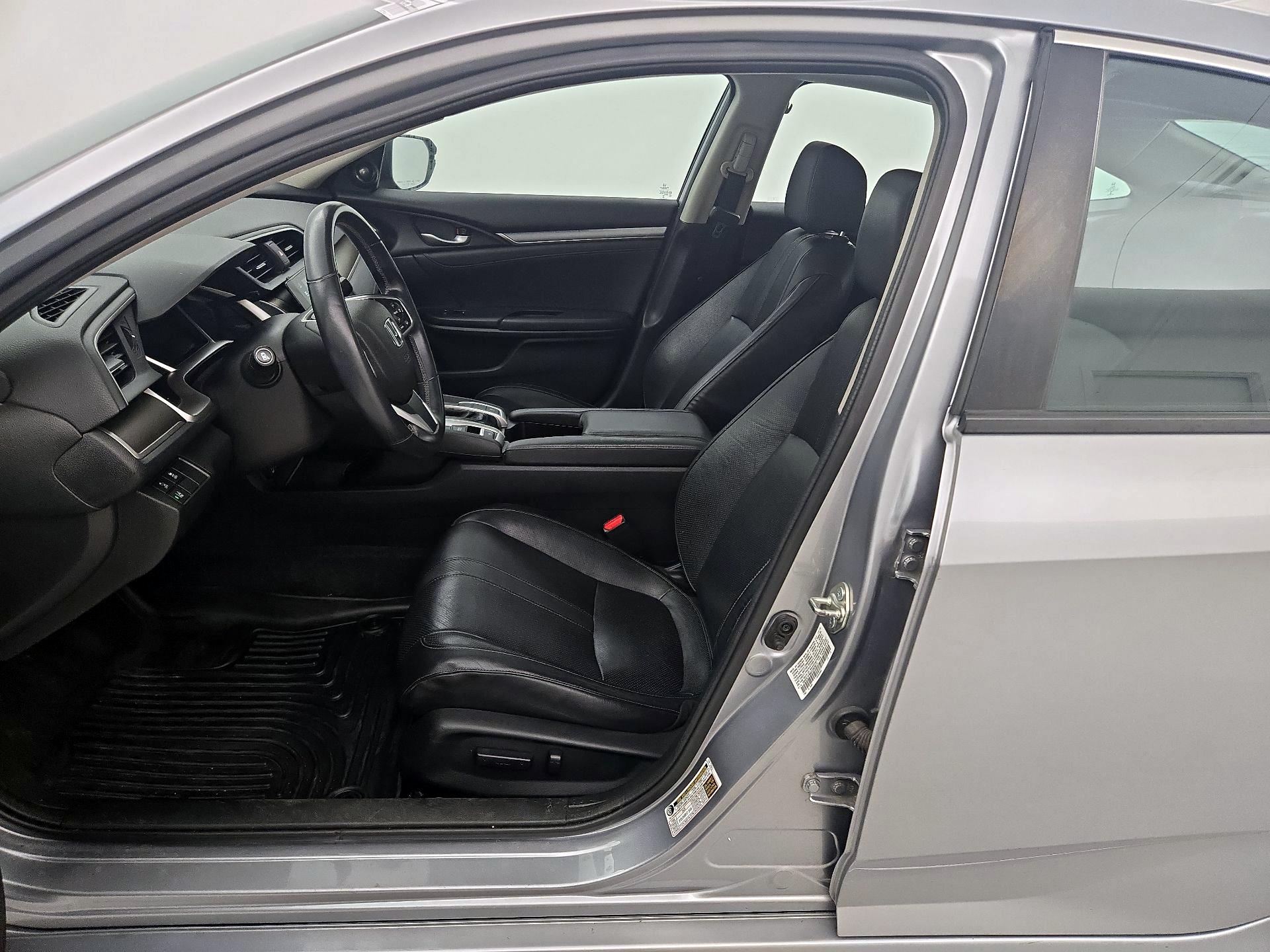 Thumbnail: 2016 Honda Civic - 11