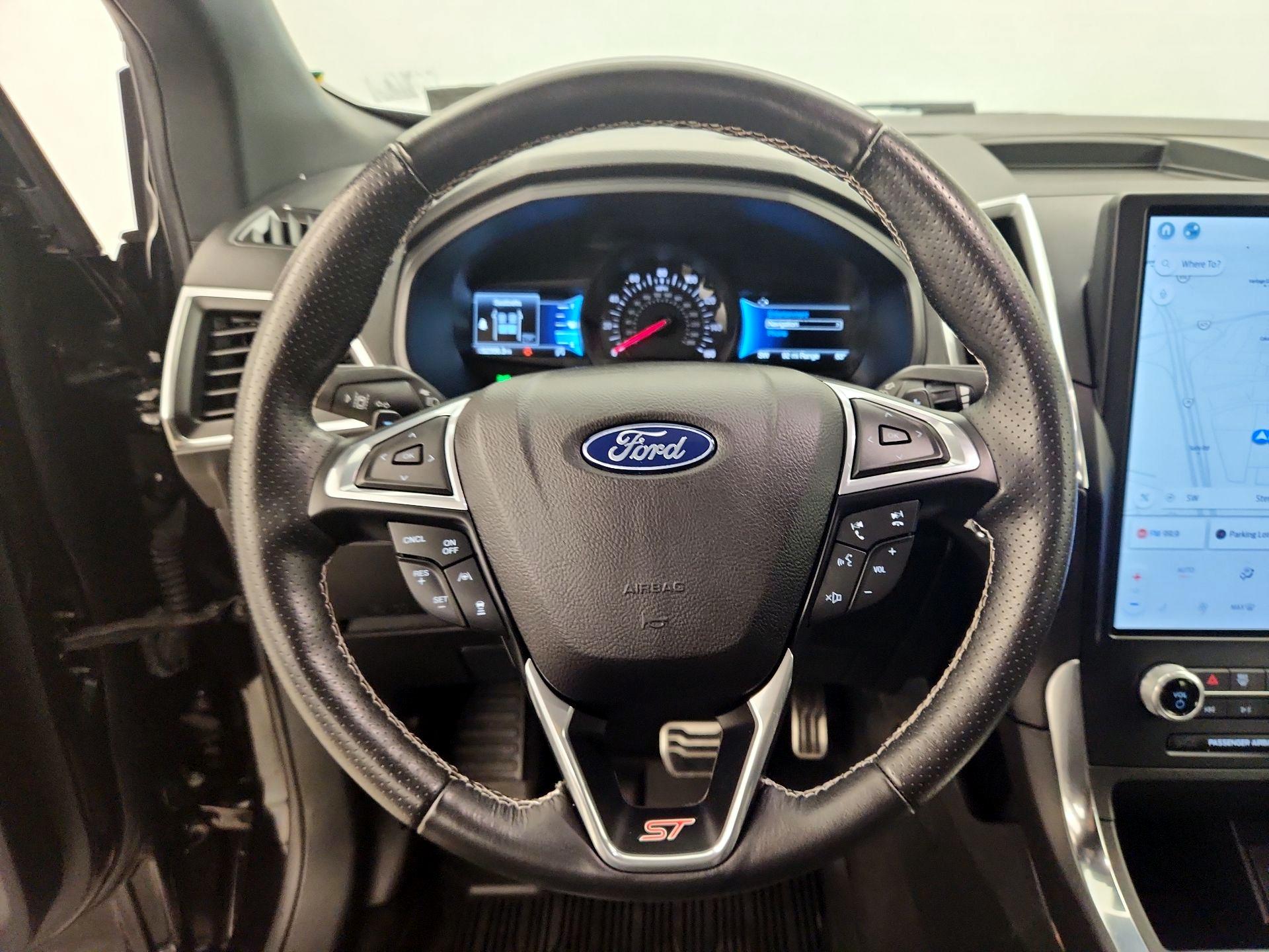 Thumbnail: 2022 Ford Edge - 10