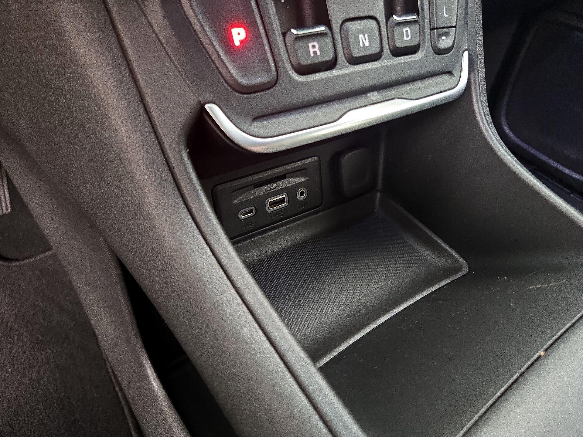 Thumbnail: 2019 GMC Terrain - 18