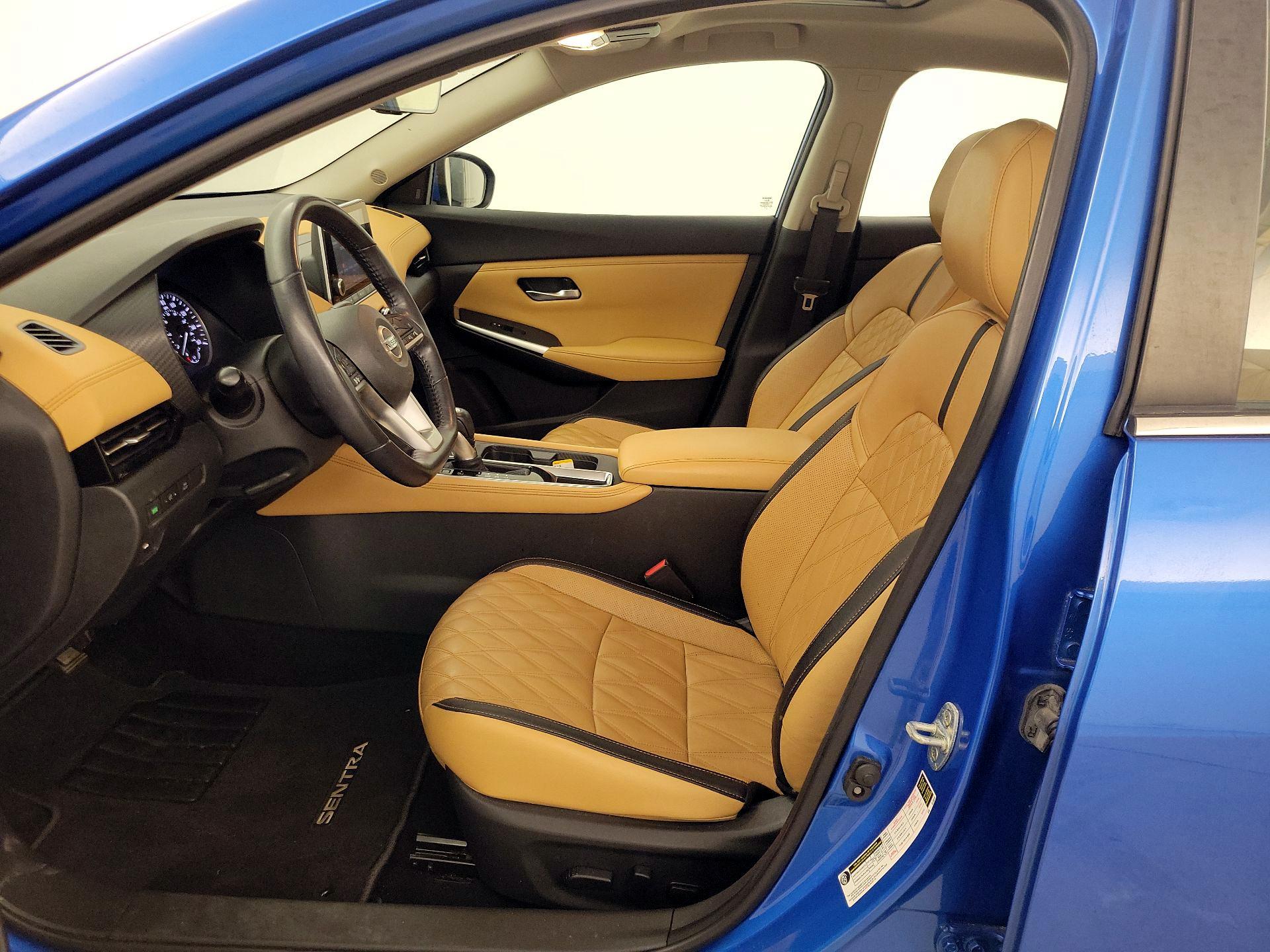 Thumbnail: 2020 Nissan Sentra - 11