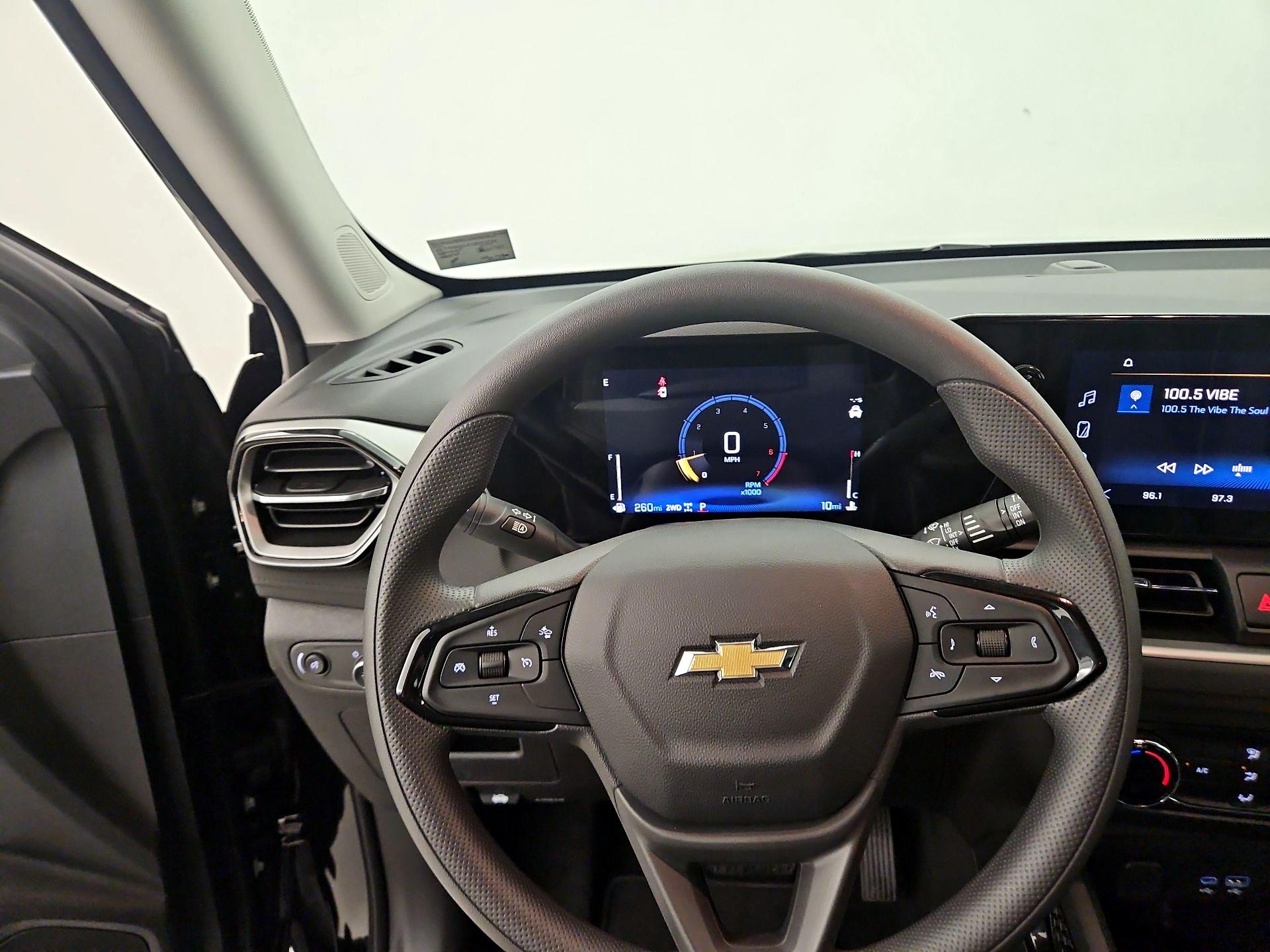 Thumbnail: 2026 Chevrolet TrailBlazer - 10