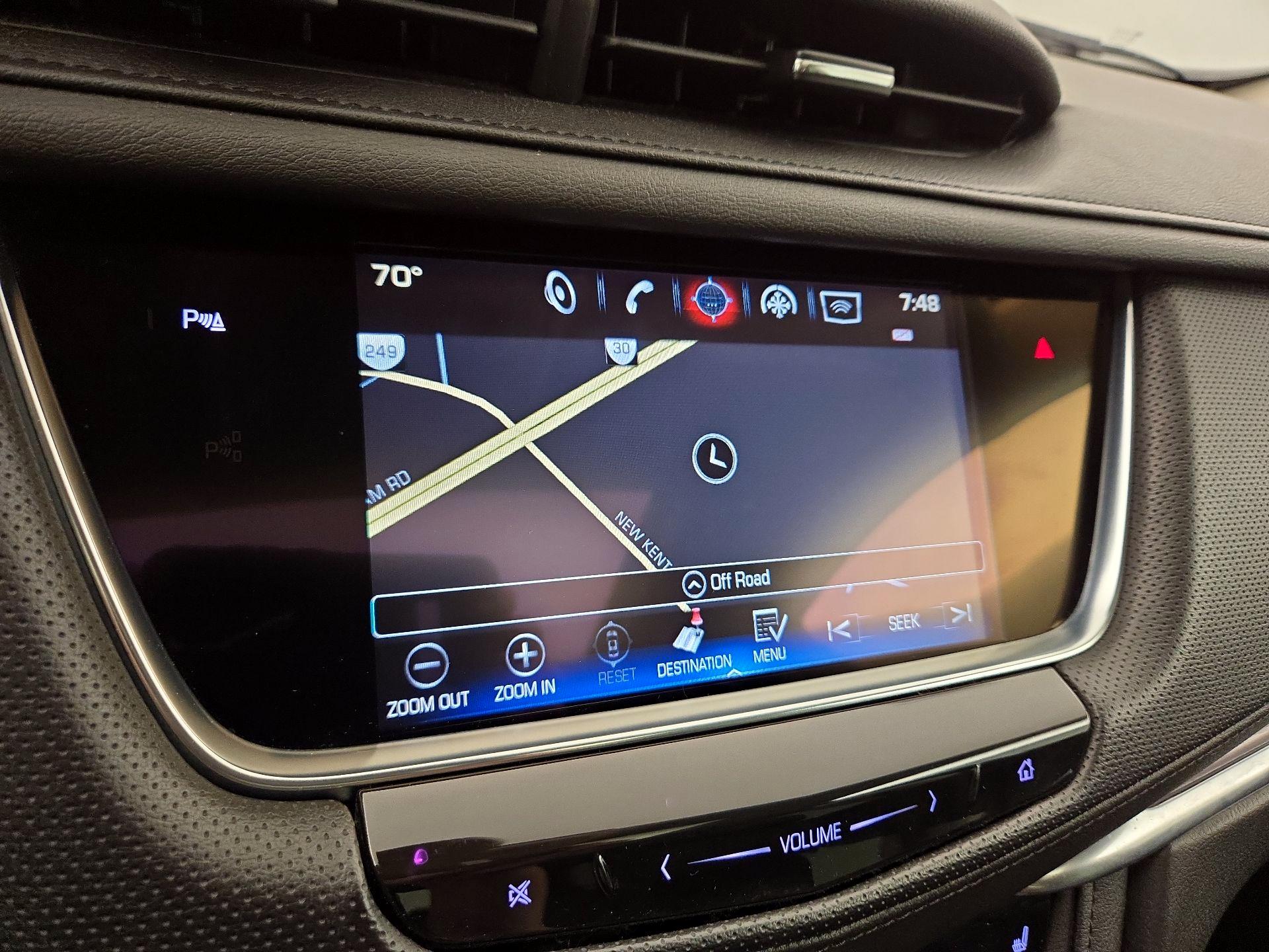 Thumbnail: 2017 Cadillac XT5 - 14