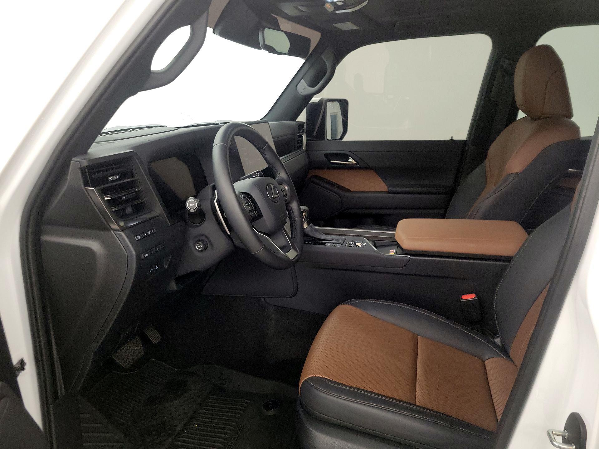 Thumbnail: 2024 Lexus GX - 11