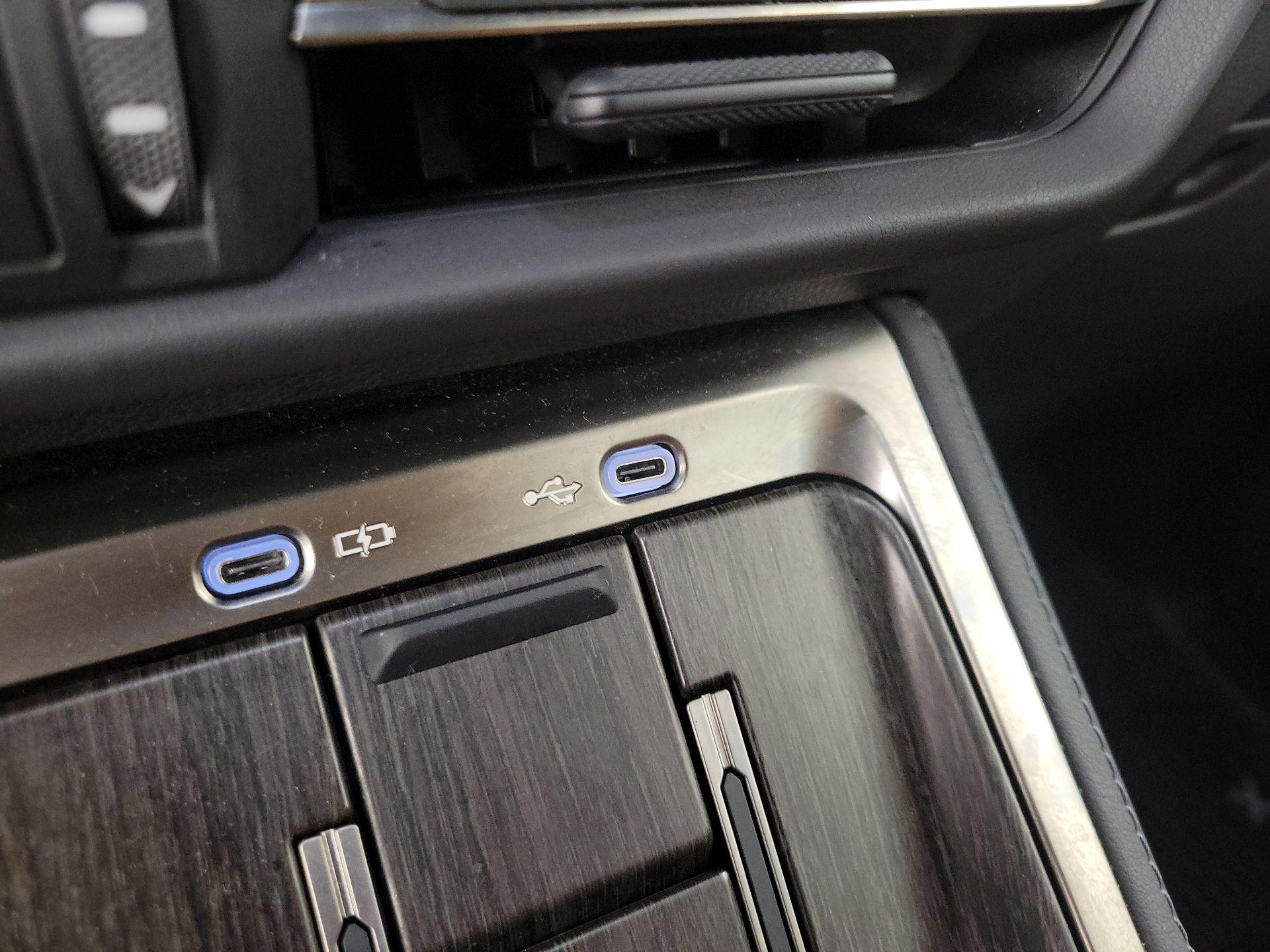Thumbnail: 2024 Lexus GX - 18