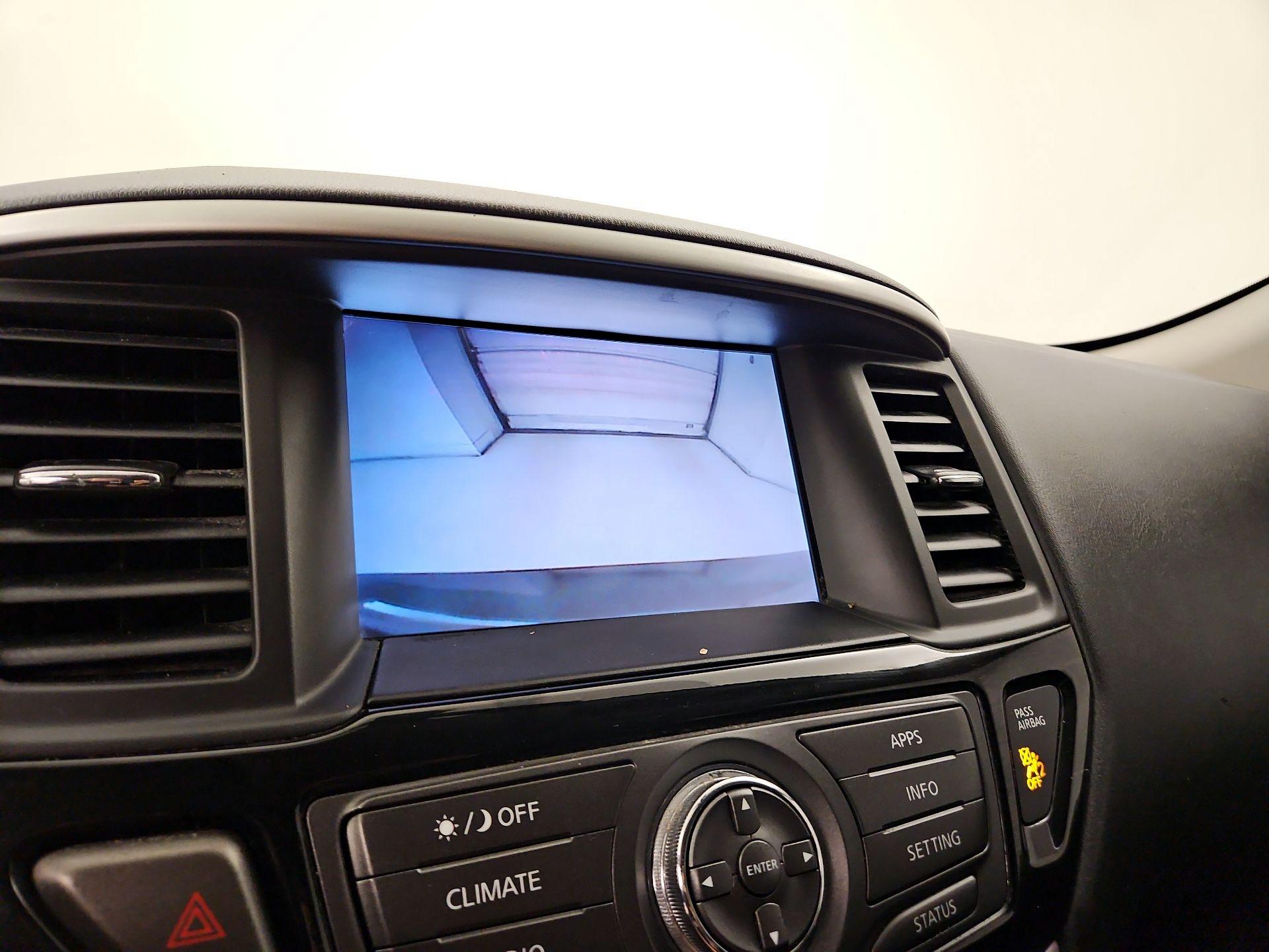 Thumbnail: 2019 Nissan Pathfinder - 14