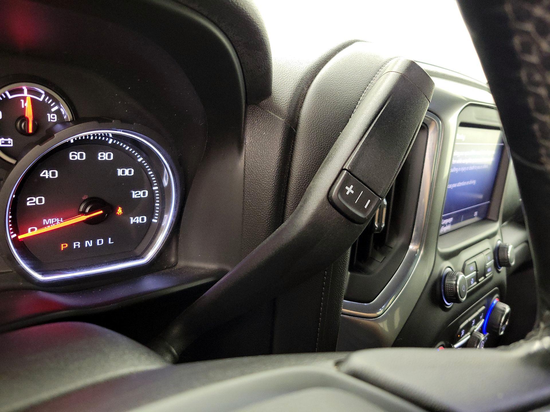 Thumbnail: 2020 Chevrolet Silverado 1500 - 17