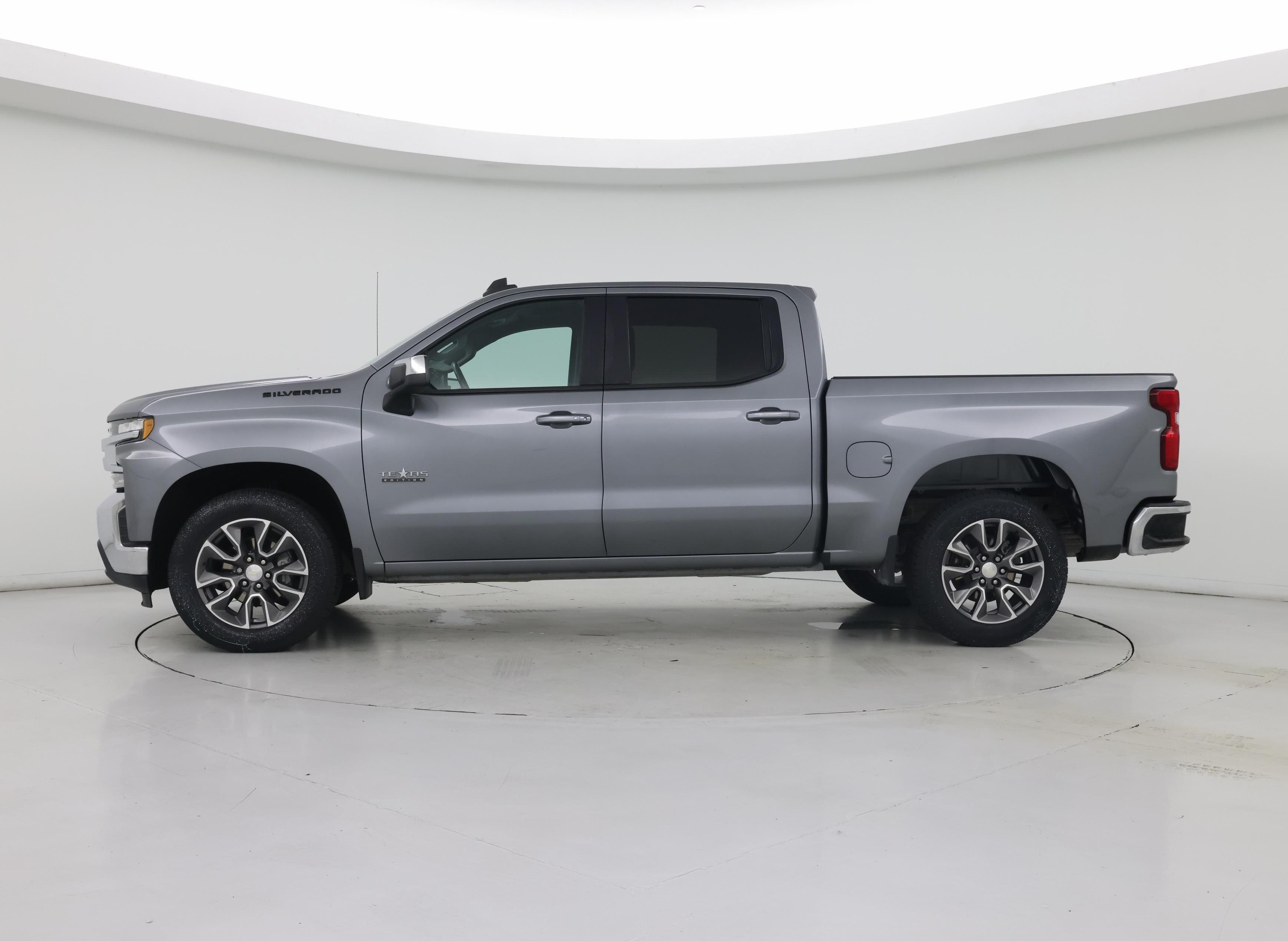 Thumbnail: 2020 Chevrolet Silverado 1500 - 3