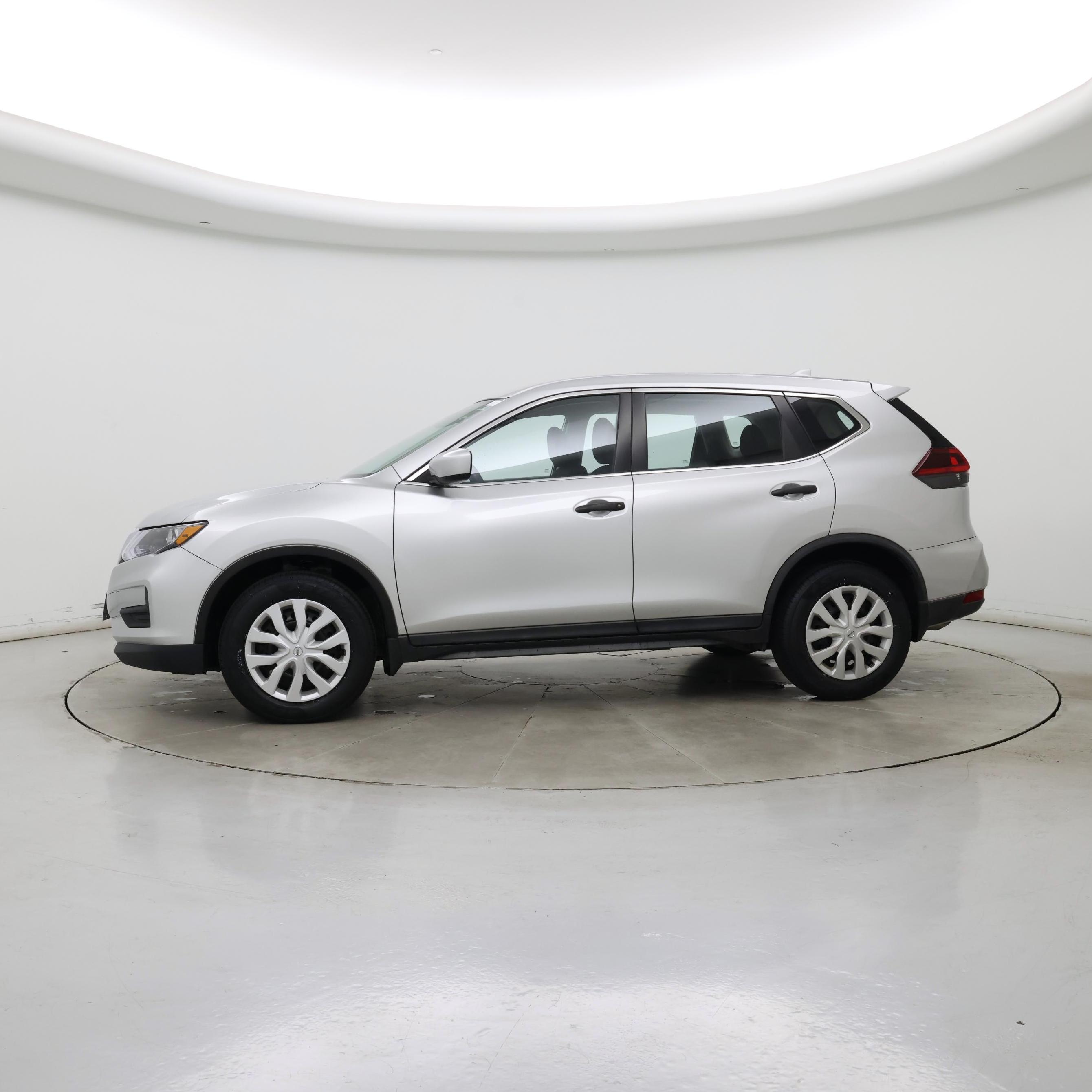 Thumbnail: 2019 Nissan Rogue - 3