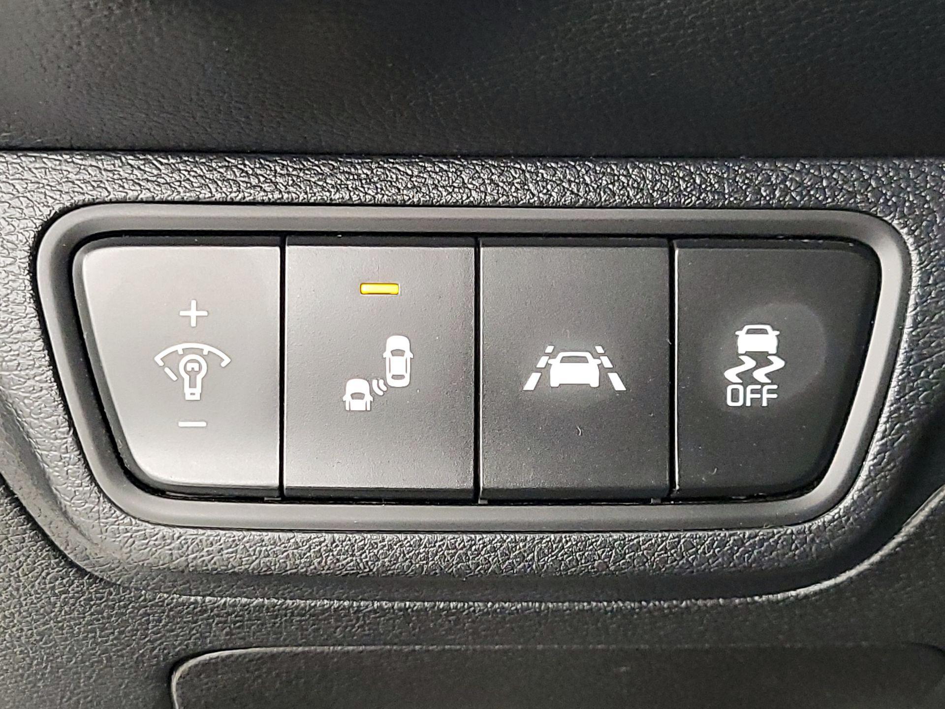 Thumbnail: 2021 Kia Forte - 13