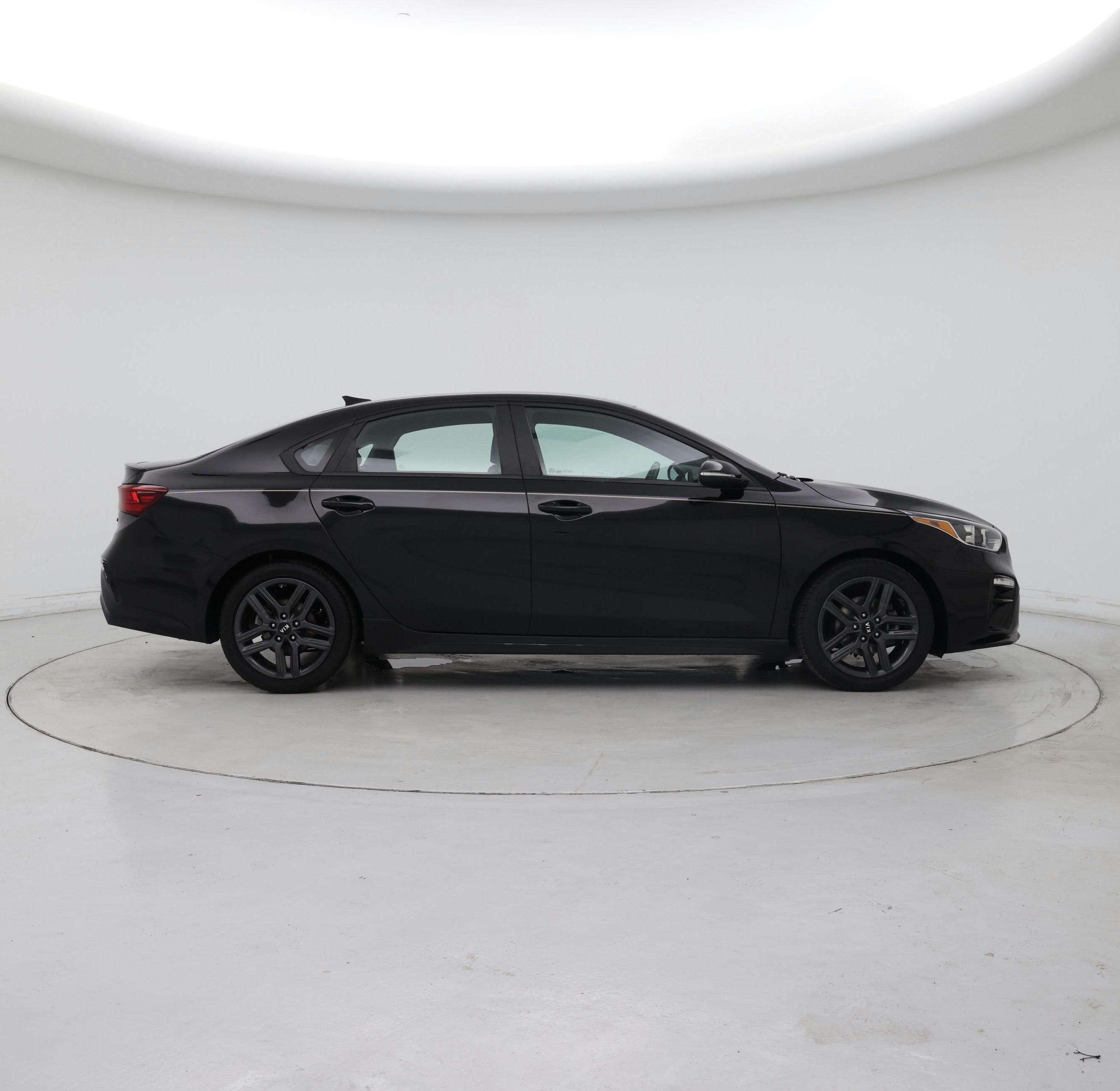 Thumbnail: 2021 Kia Forte - 7