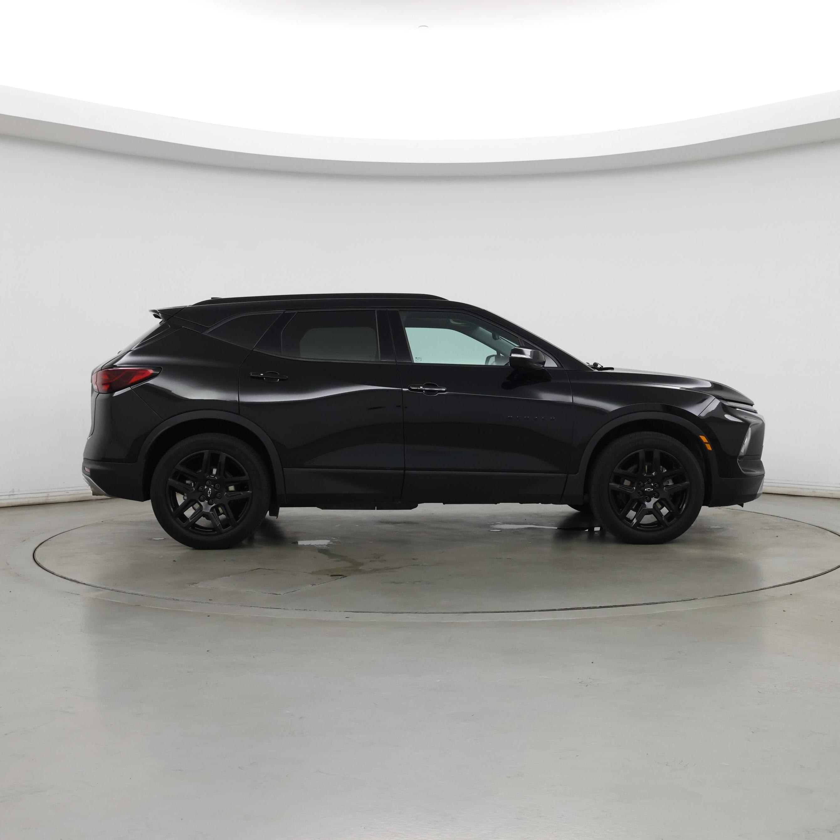 Thumbnail: 2023 Chevrolet Blazer - 7