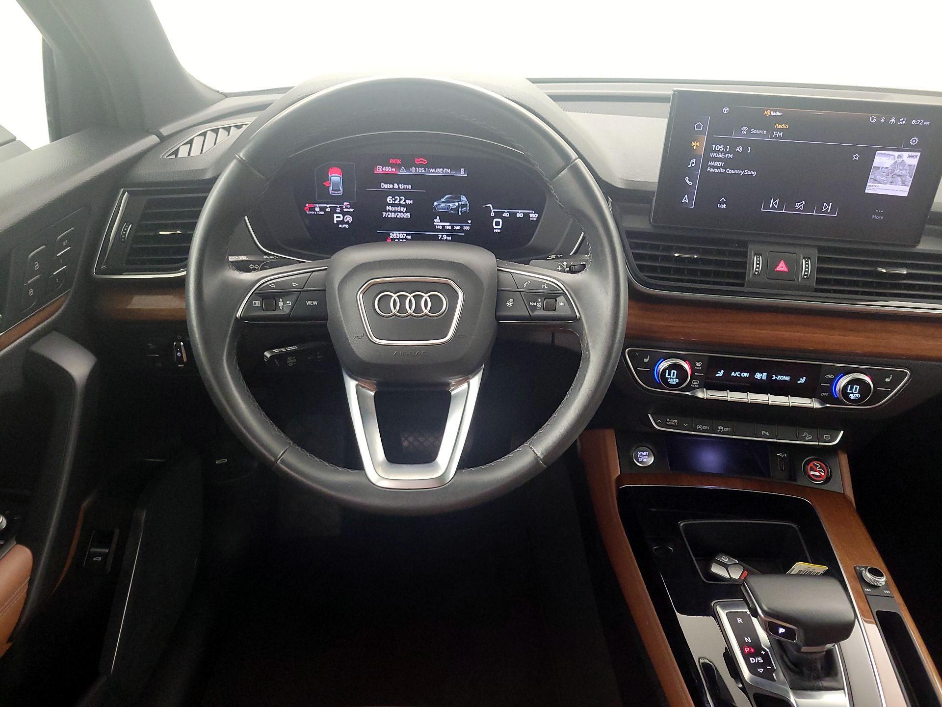 Thumbnail: 2022 Audi Q5 - 10