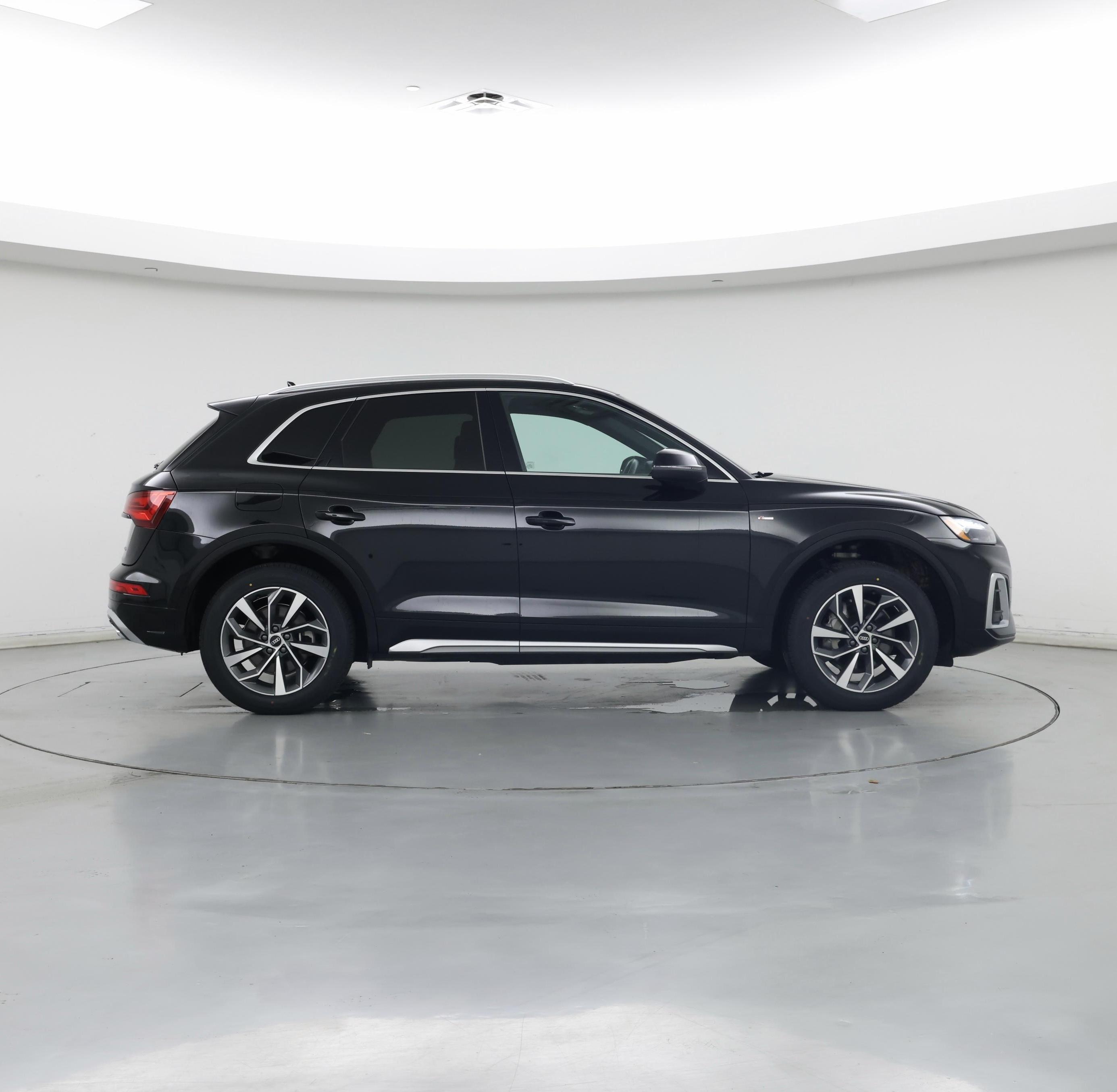 Thumbnail: 2022 Audi Q5 - 7