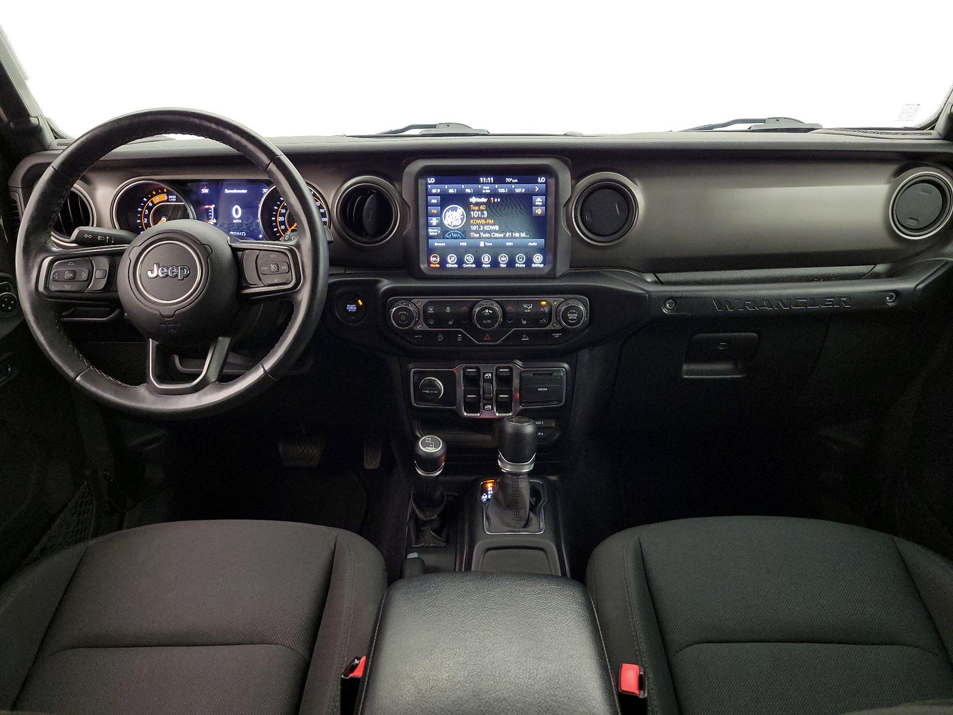 Thumbnail: 2022 Jeep Wrangler - 9