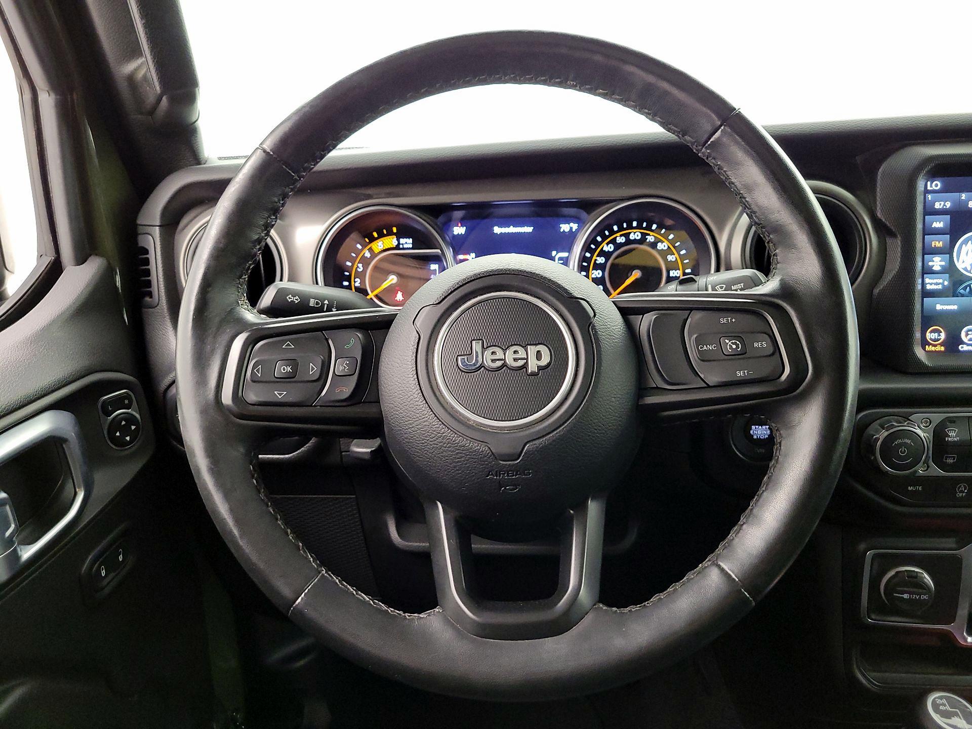 Thumbnail: 2022 Jeep Wrangler - 10