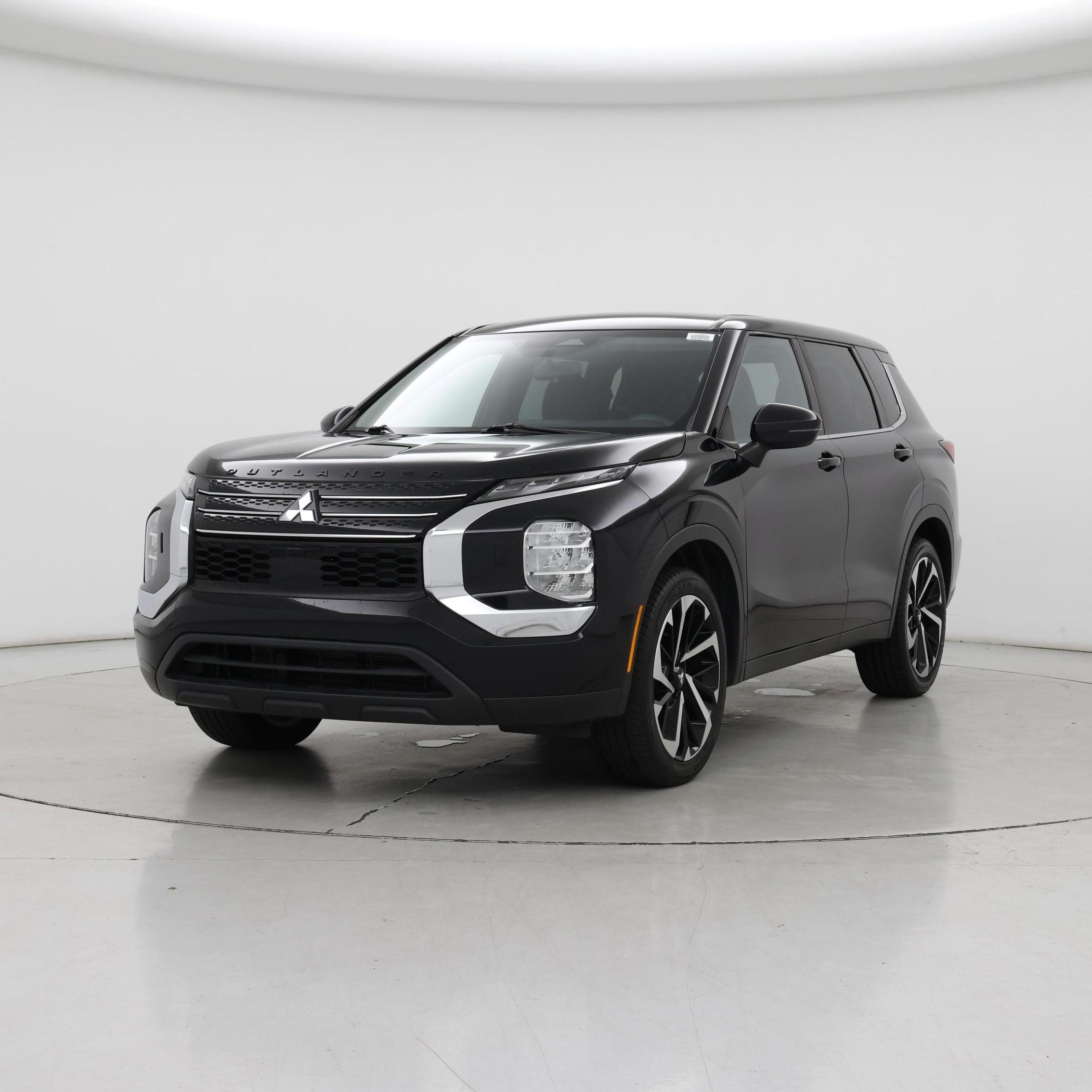 Thumbnail: 2022 Mitsubishi Outlander - 4