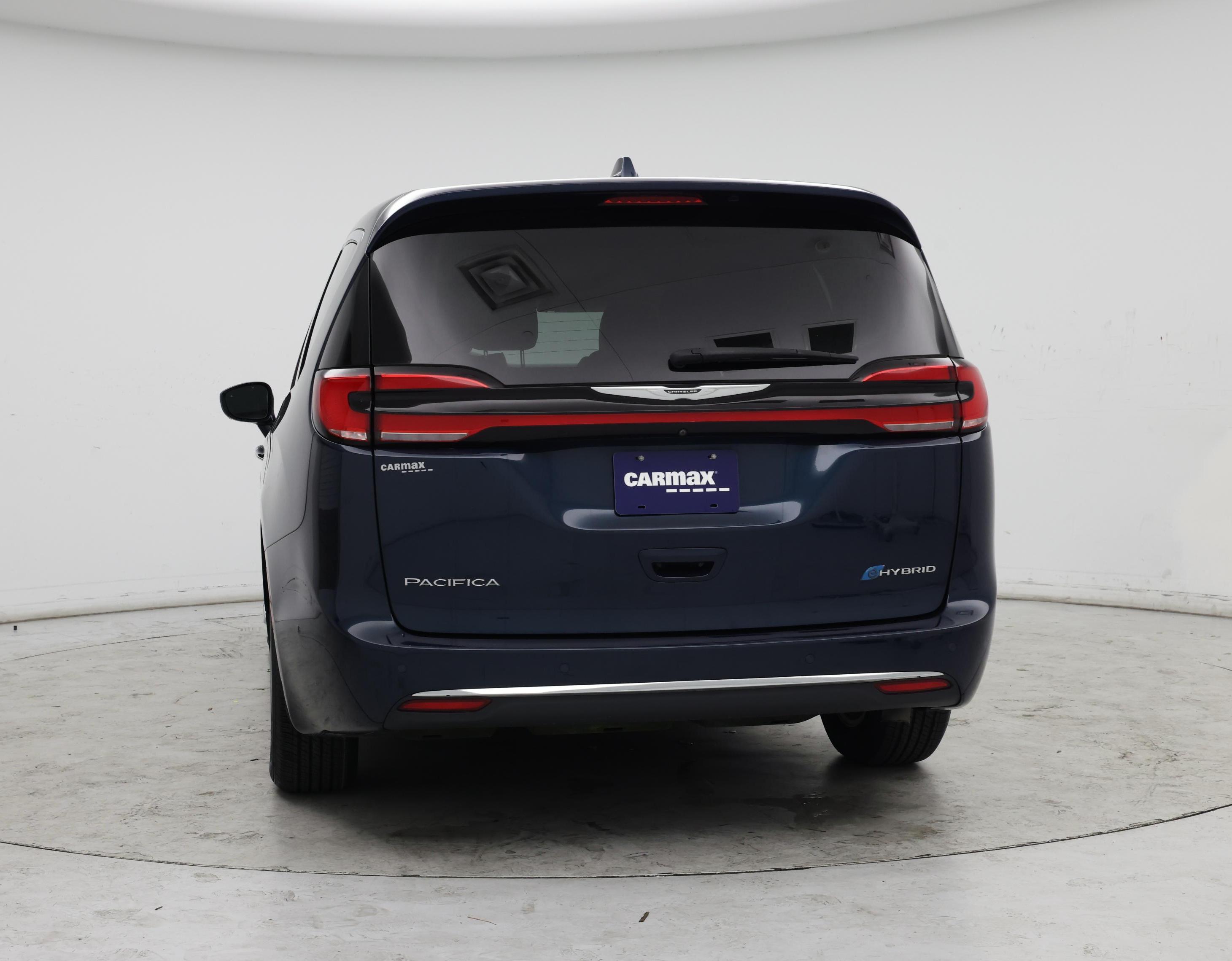 Thumbnail: 2022 Chrysler Pacifica - 6