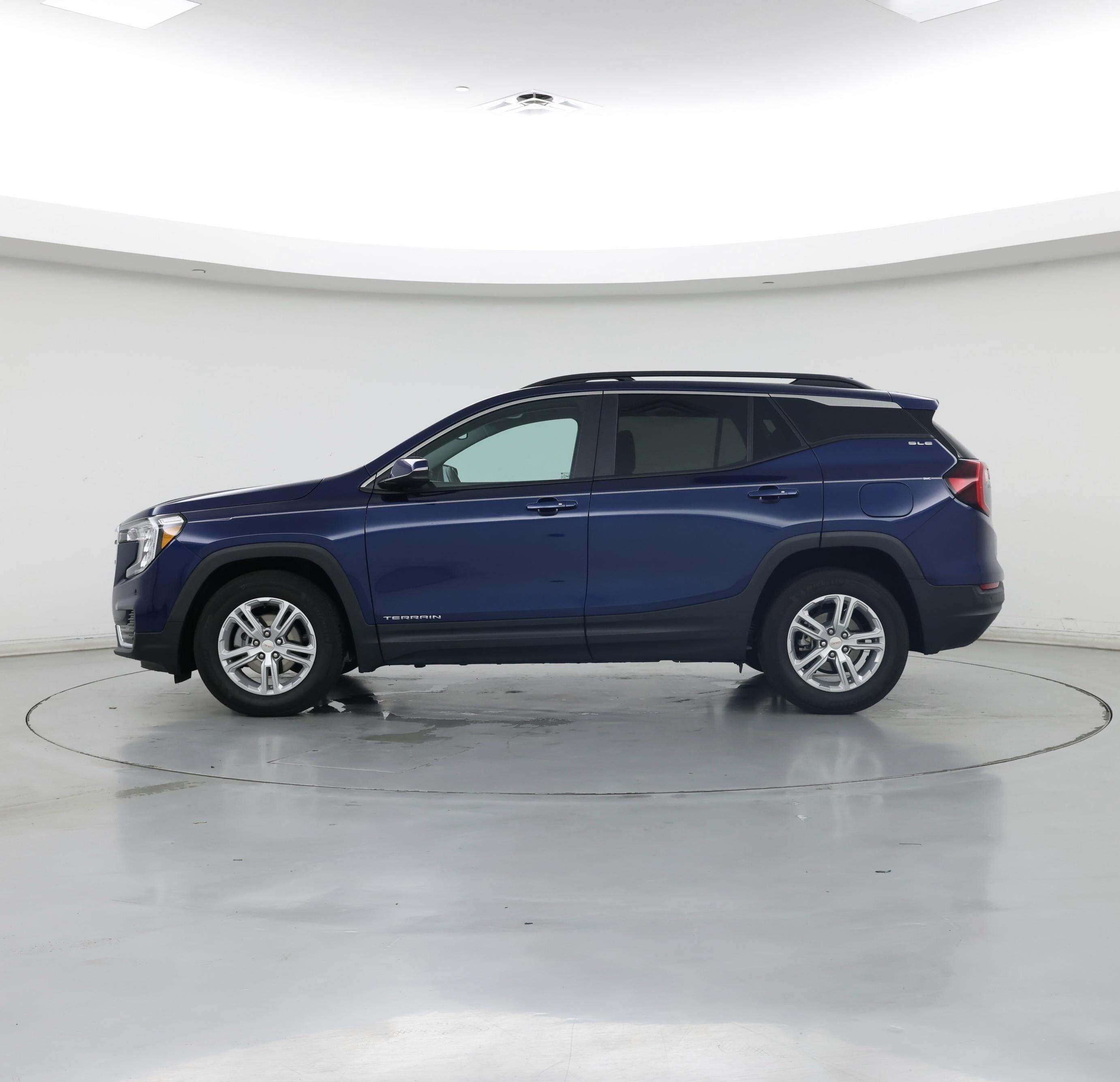 Thumbnail: 2022 GMC Terrain - 3