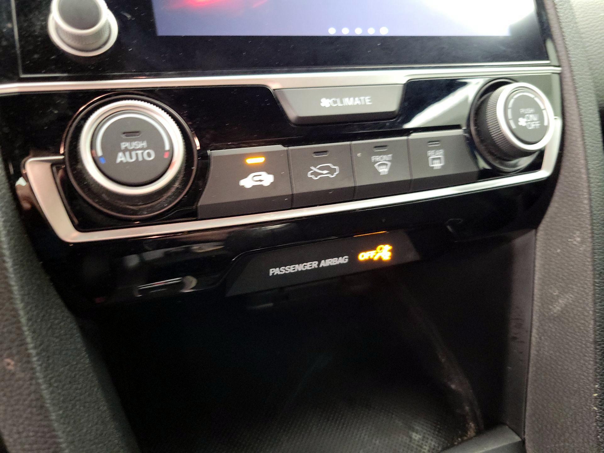 Thumbnail: 2019 Honda Civic - 16