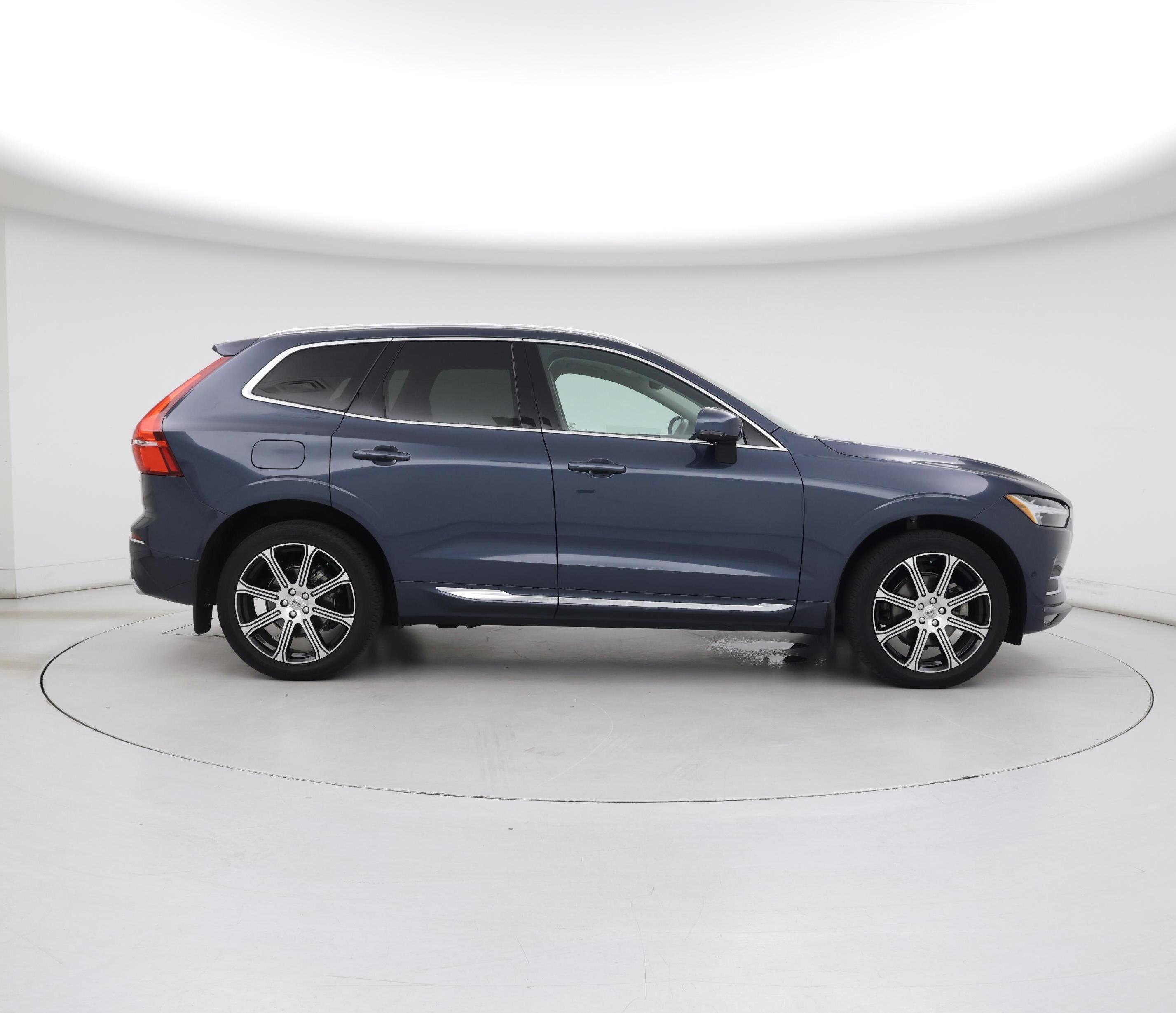 Thumbnail: 2021 Volvo XC60 - 7