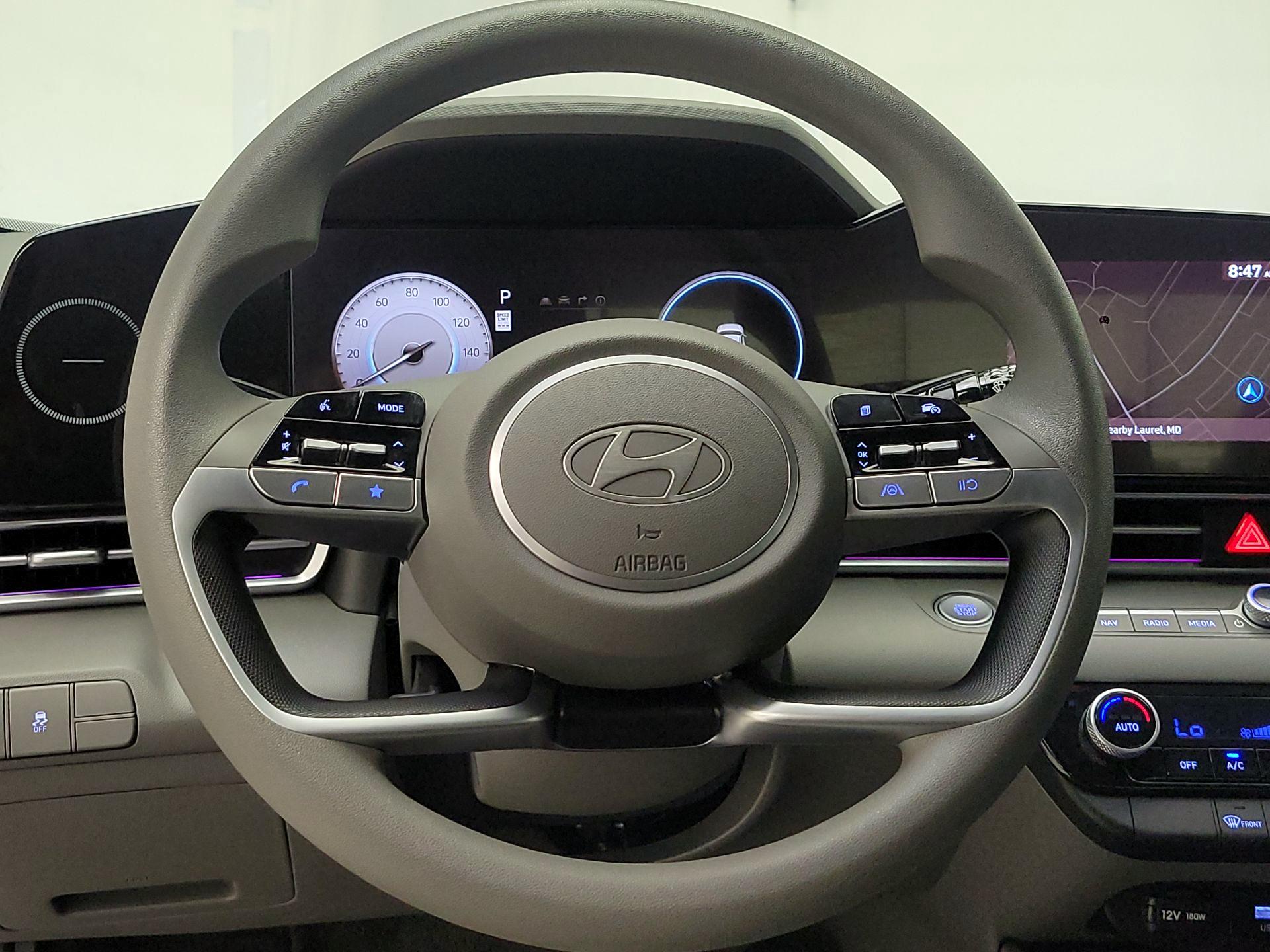 Thumbnail: 2024 Hyundai Elantra - 10
