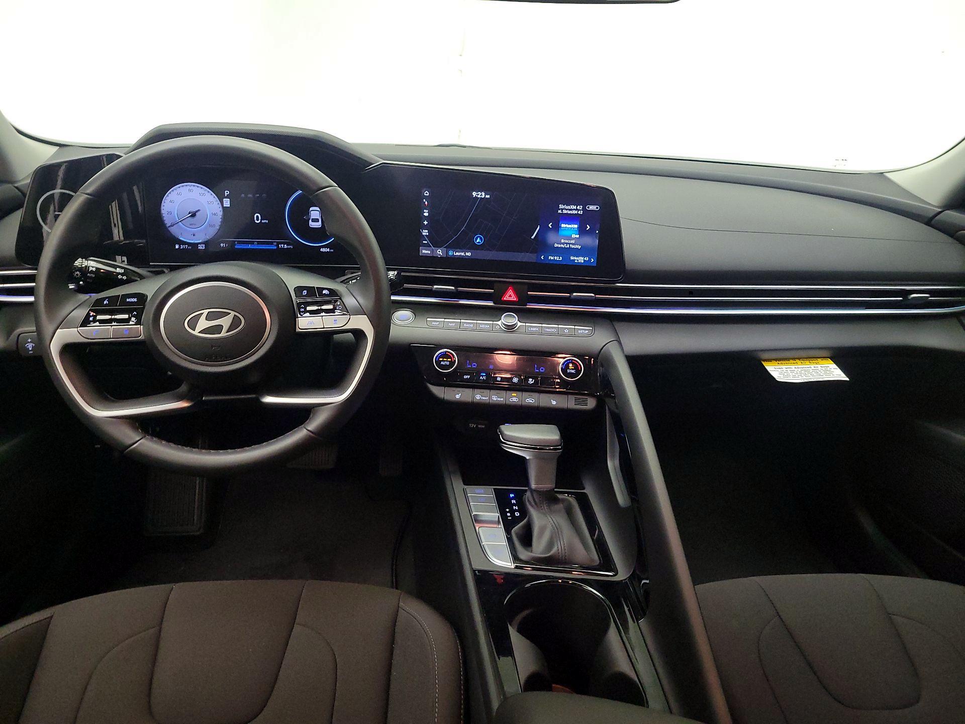 Thumbnail: 2024 Hyundai Elantra - 9